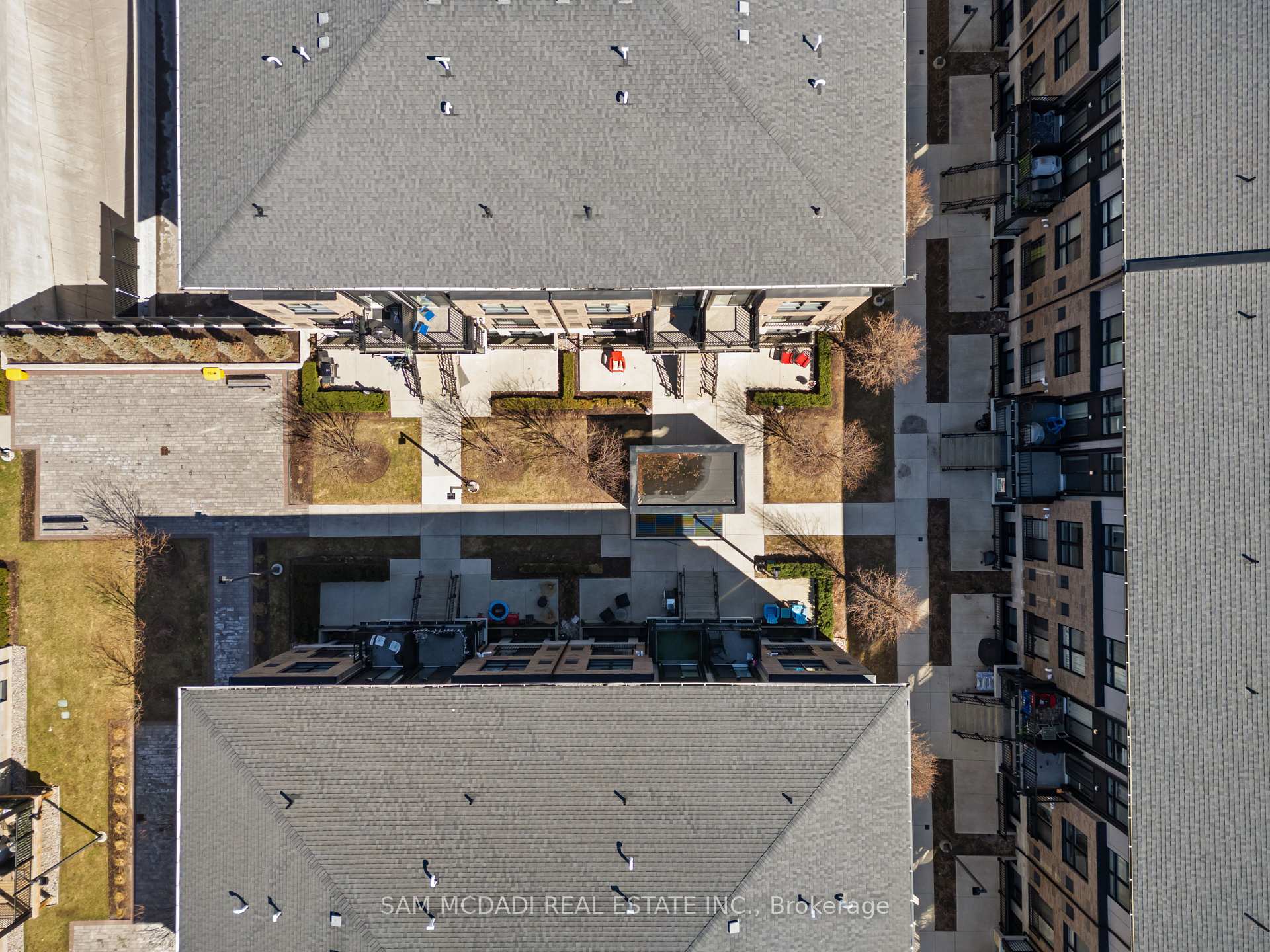 1208 Main Street E 201