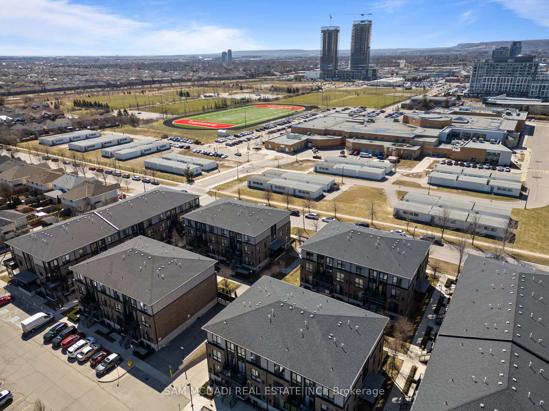 1208 Main Street E 201