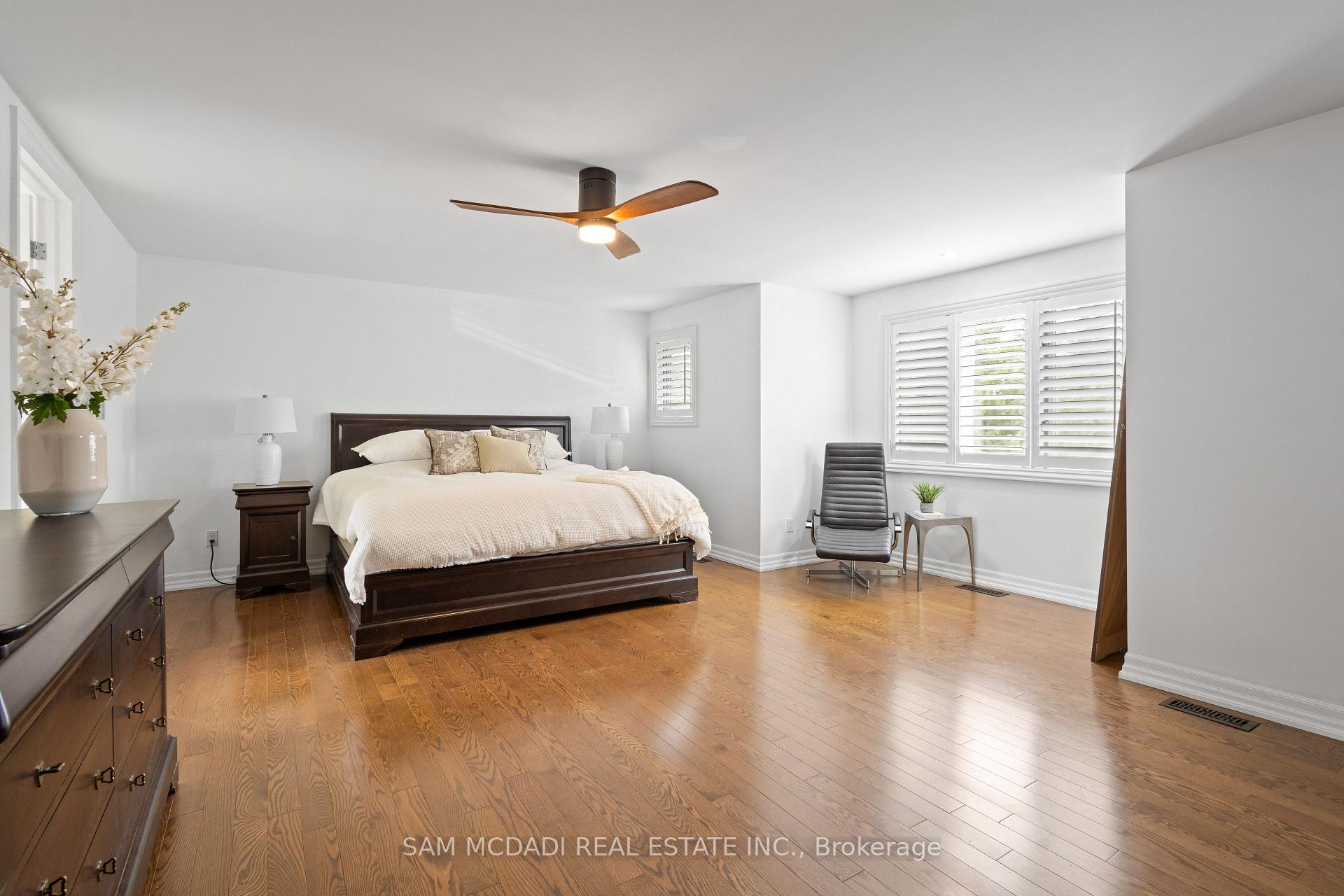 492 Country Club Crescent