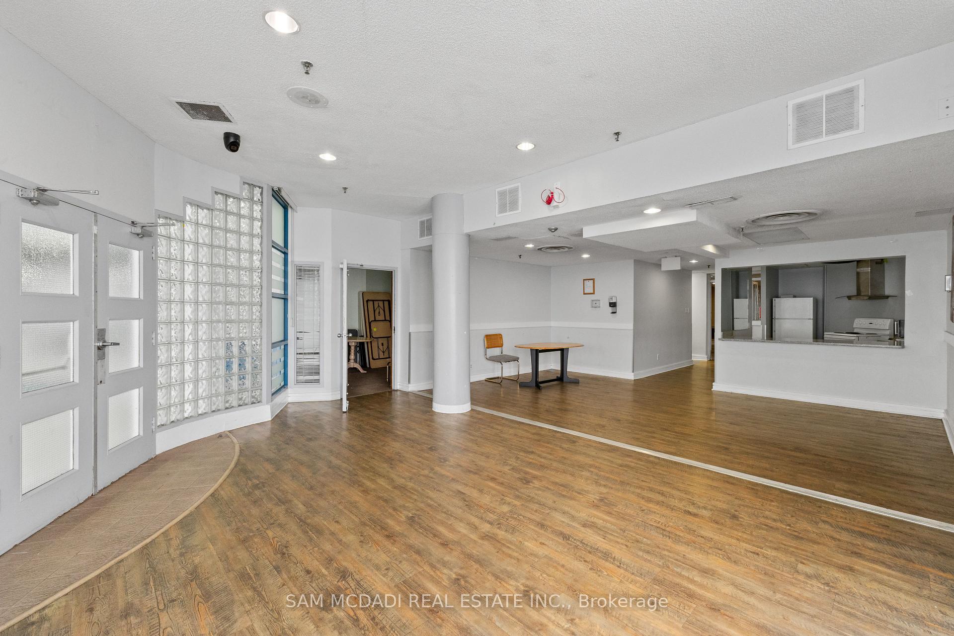 35 Trailwood Drive 1013