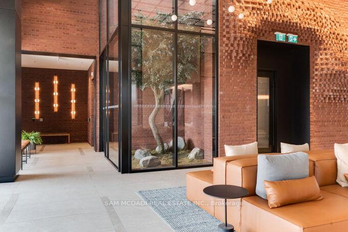 3200 William Coltson Avenue 318