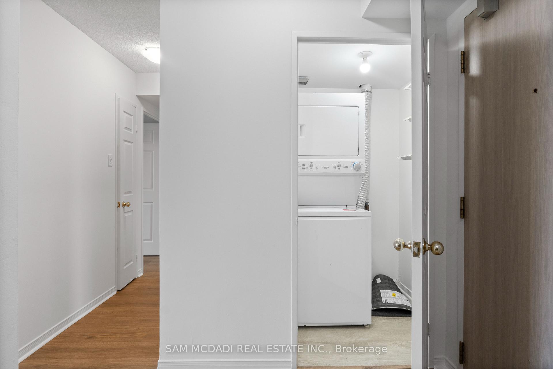 2177 Burnhamthorpe Road W 708