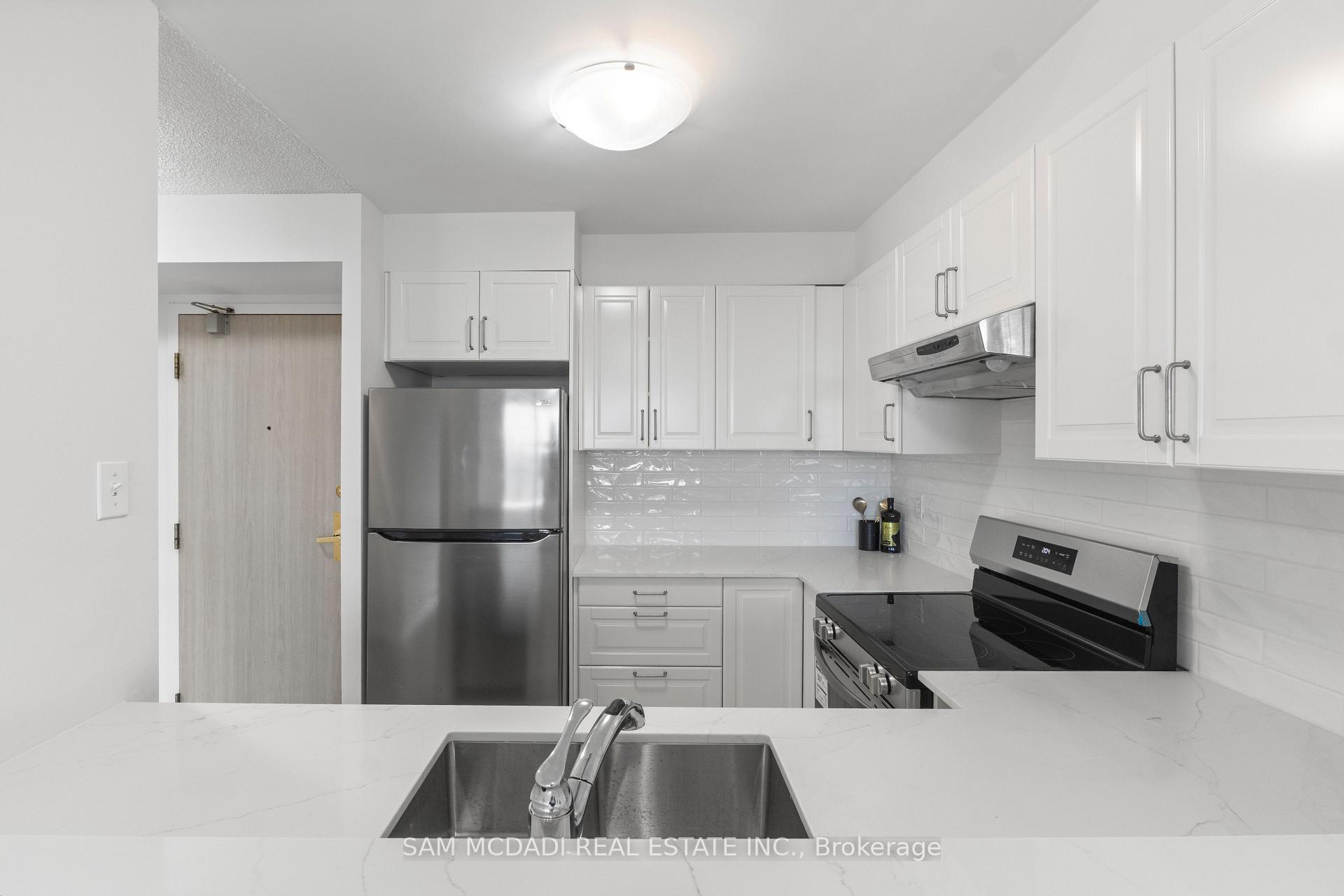 2177 Burnhamthorpe Road W 708