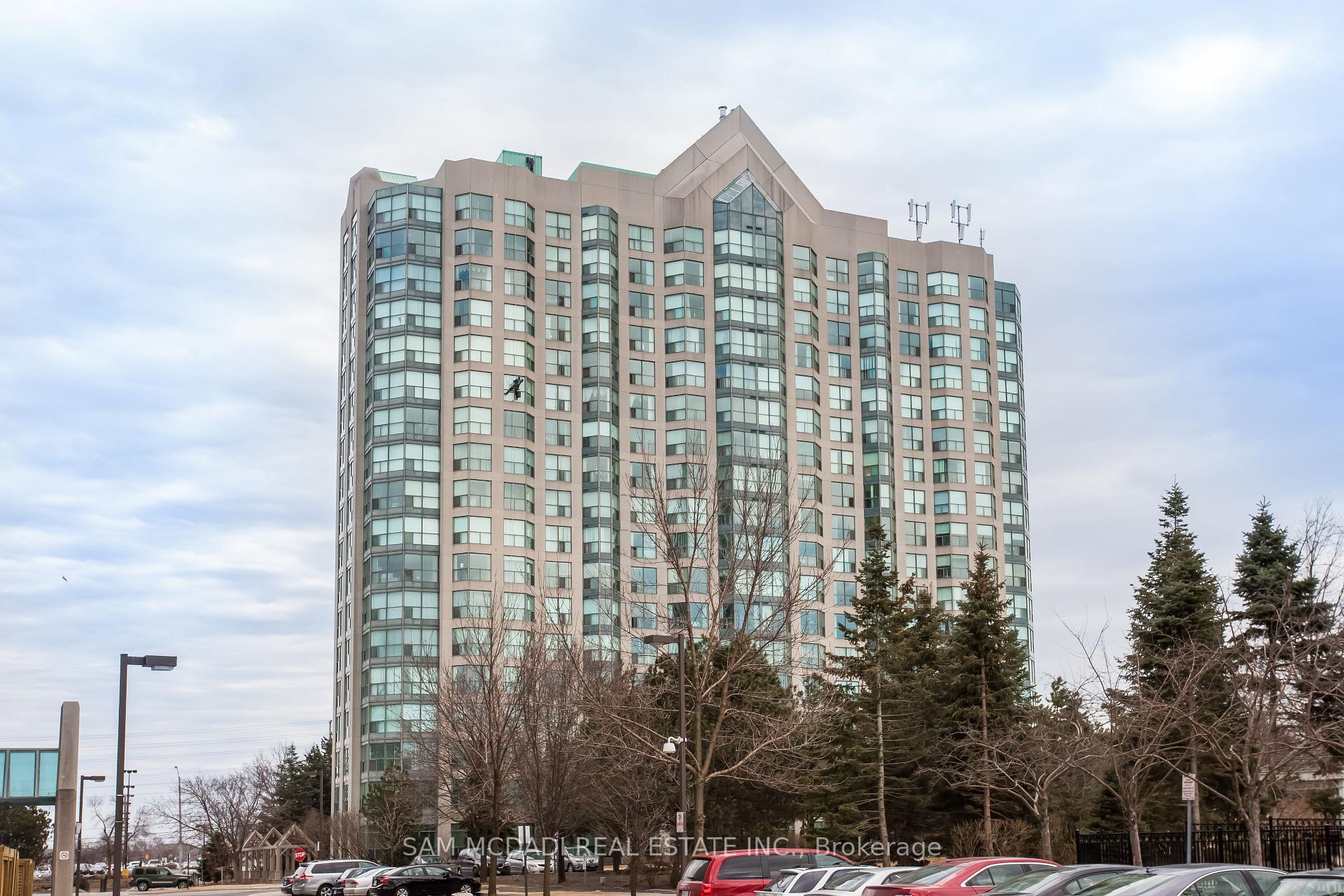 2177 Burnhamthorpe Road W 708