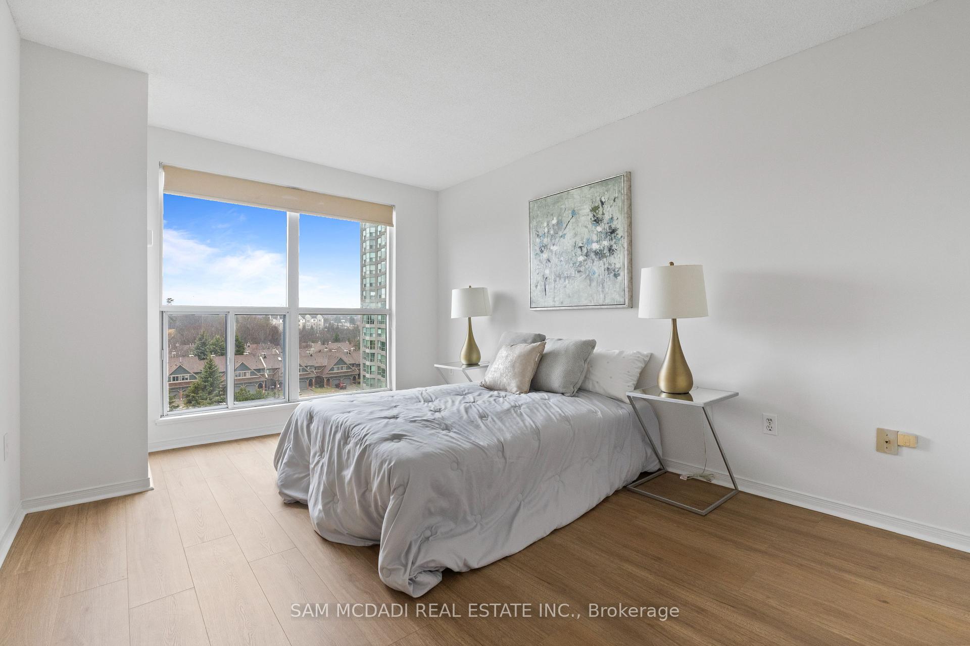 2177 Burnhamthorpe Road W 708