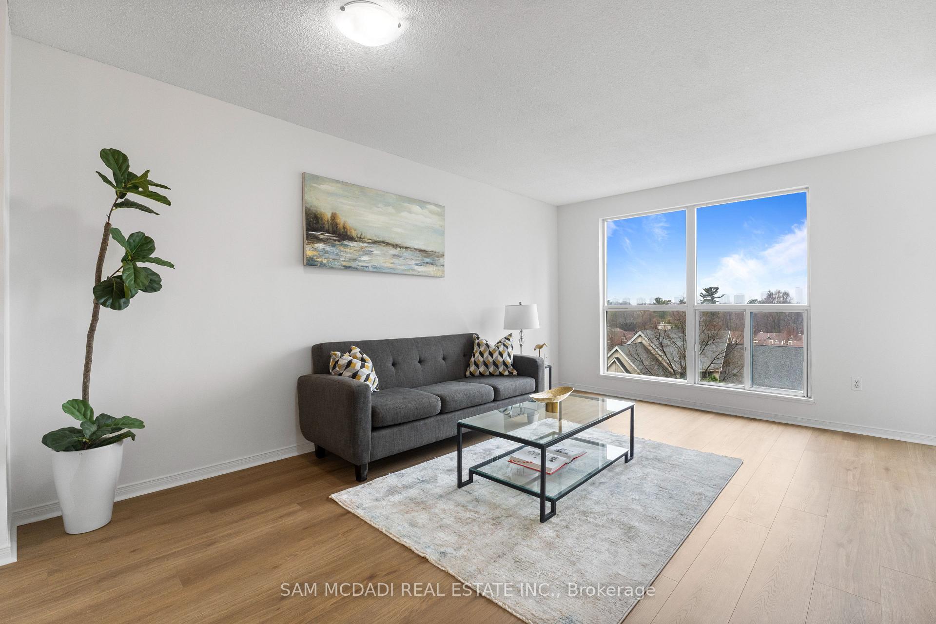 2177 Burnhamthorpe Road W 708