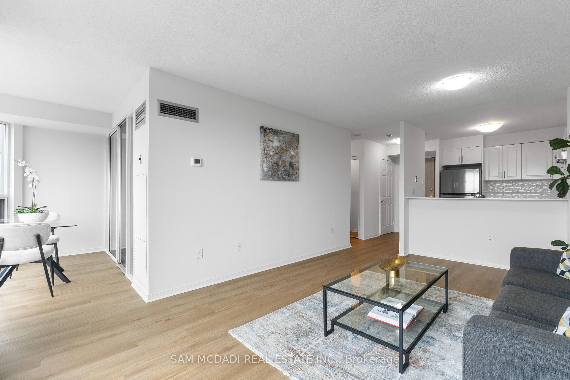 2177 Burnhamthorpe Road W 708