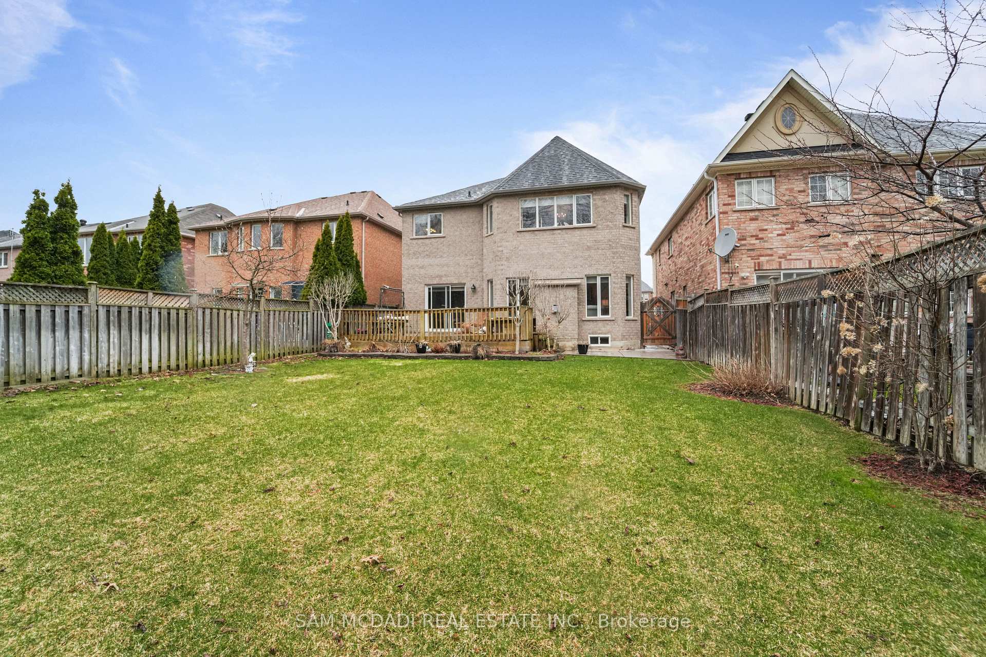 3352 Erin Centre Boulevard