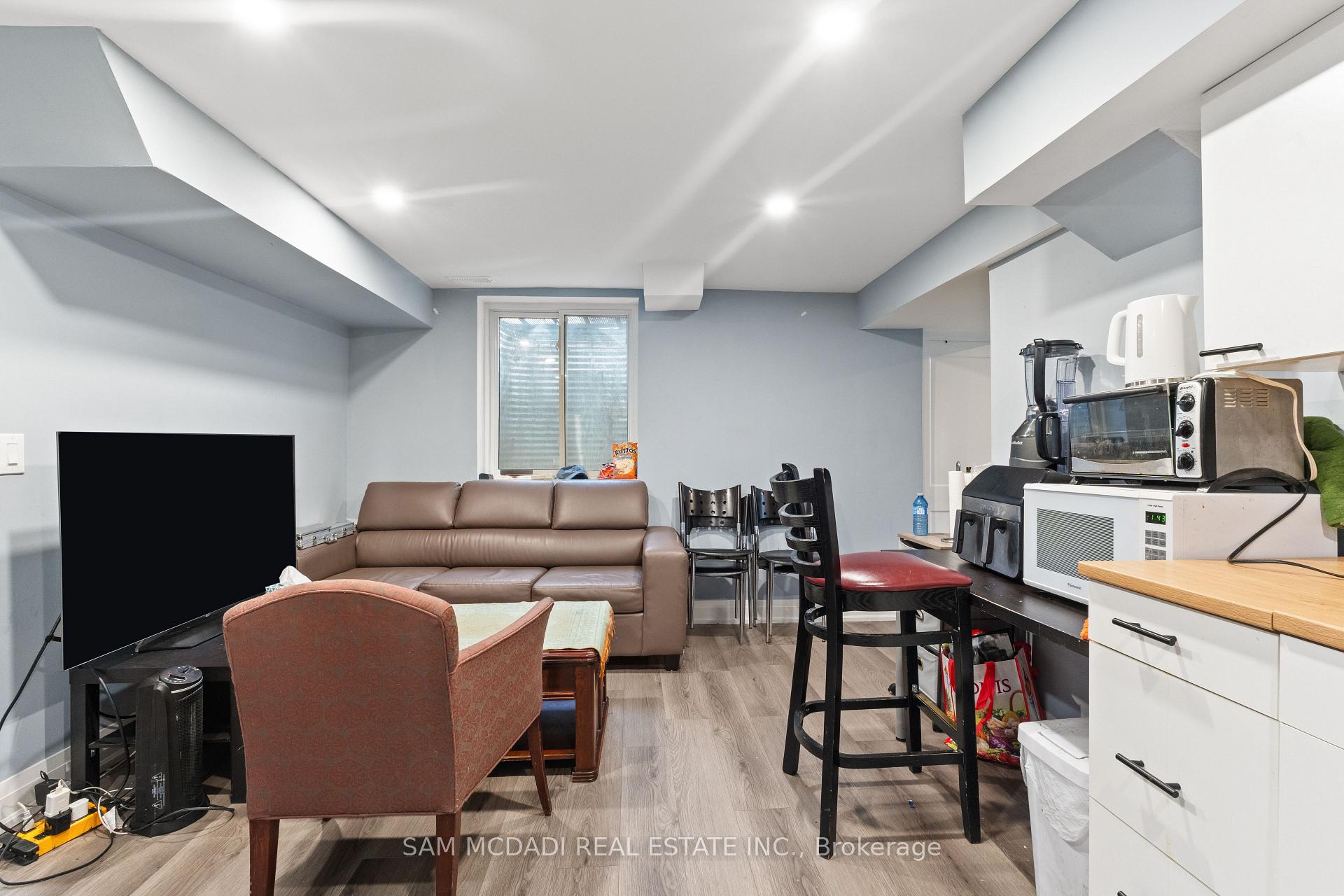 1527 Chiddingstone Circle (Unit A)
