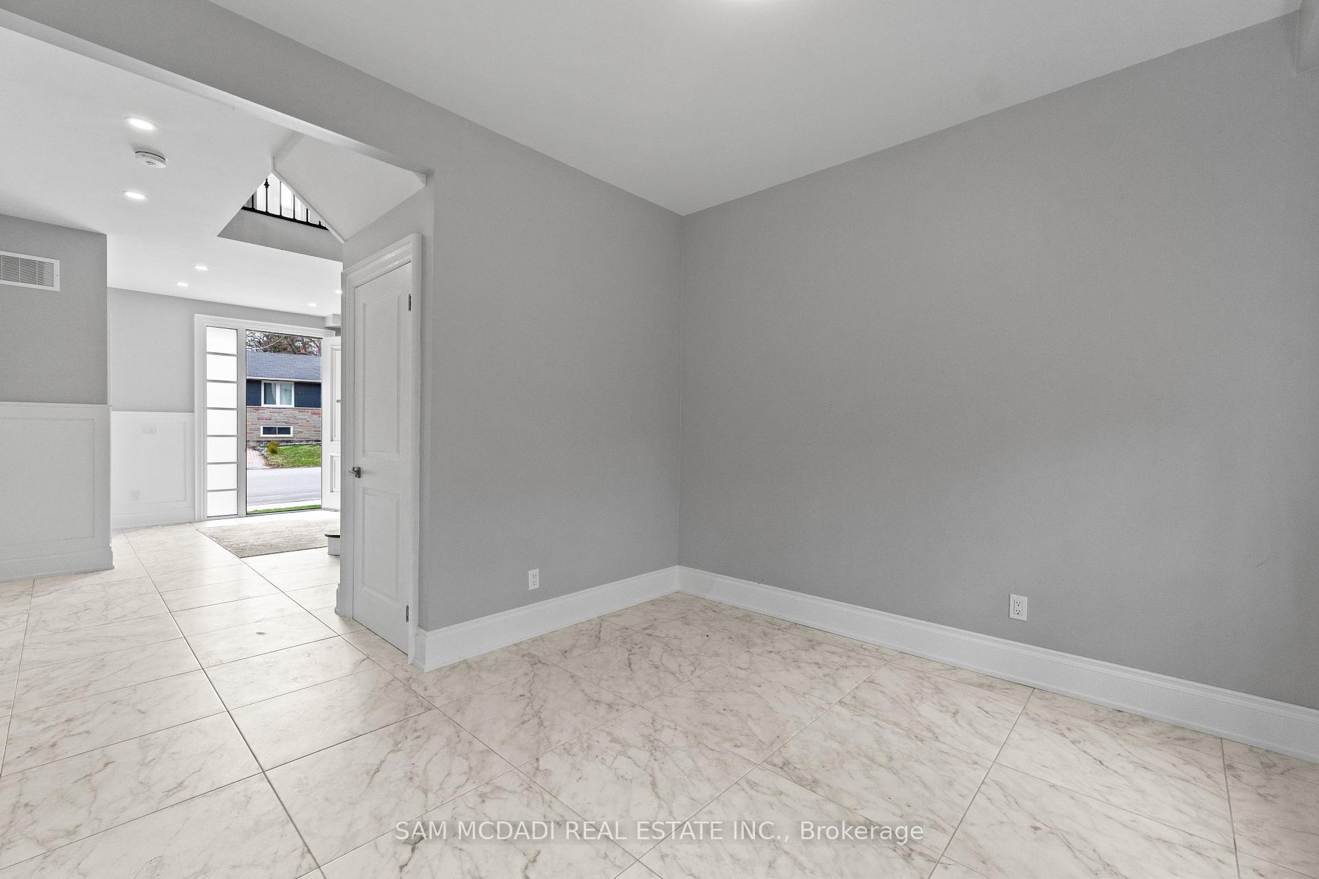 15 Old Oak Drive