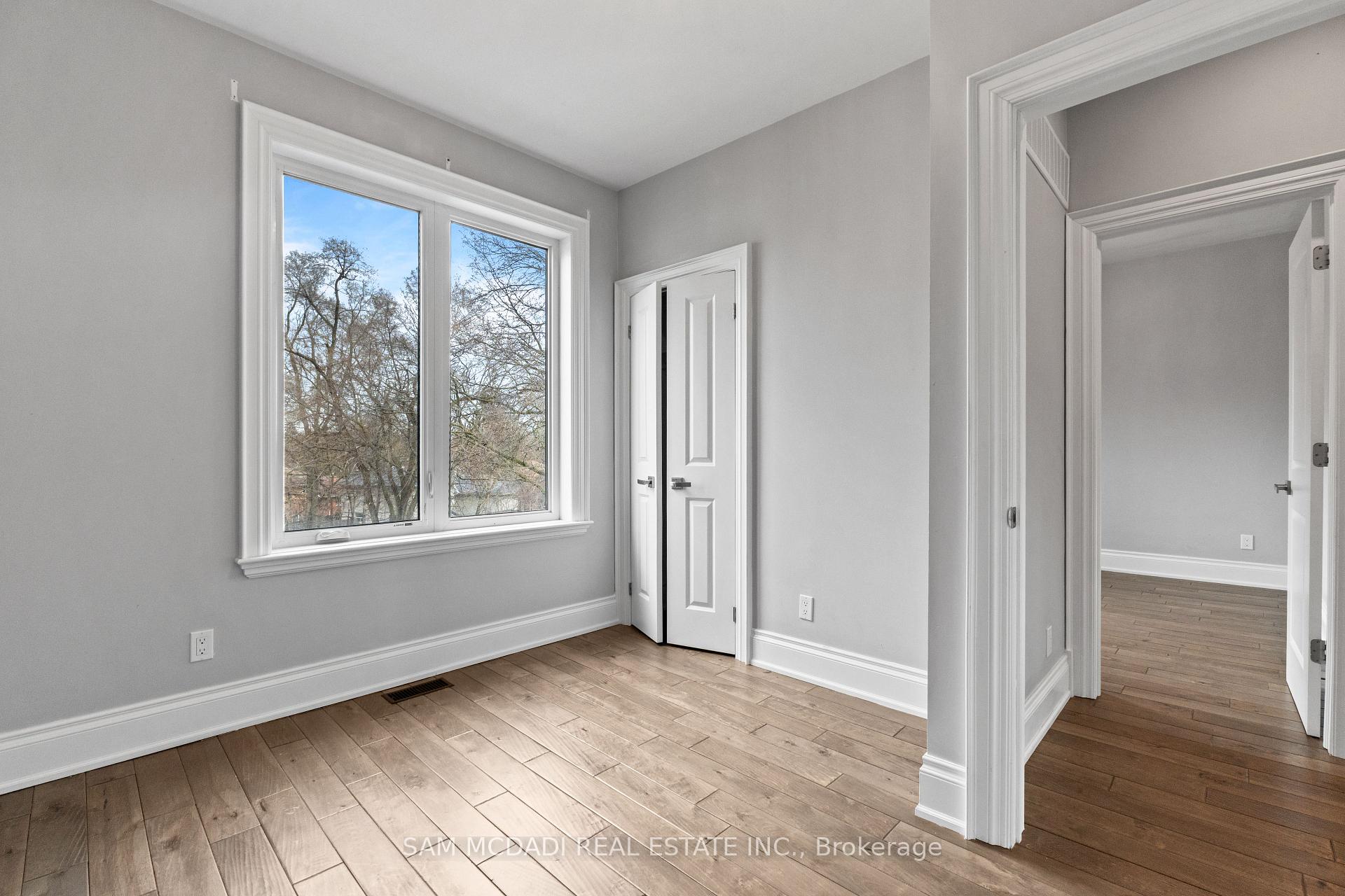 15 Old Oak Drive