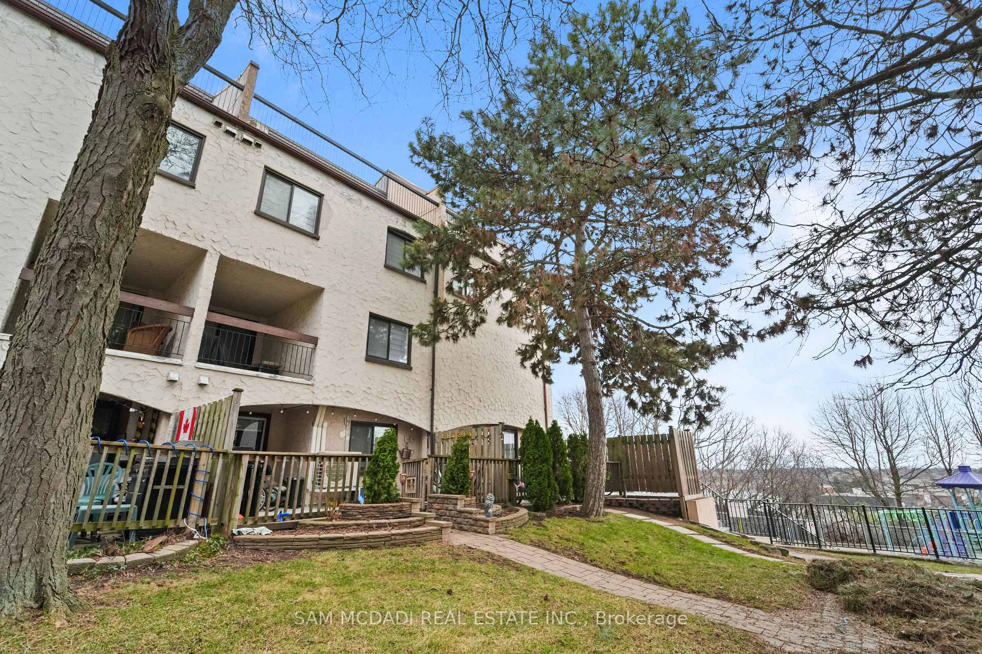 1050 Falgarwood Drive 112