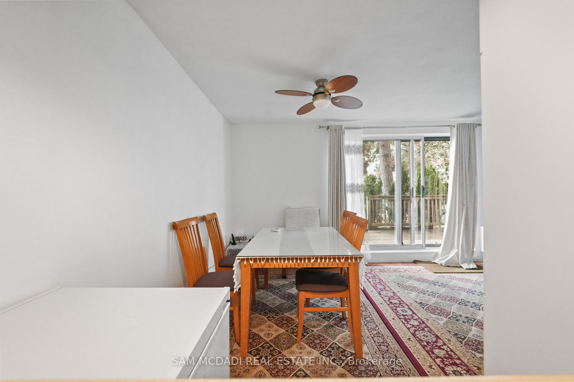 1050 Falgarwood Drive 112