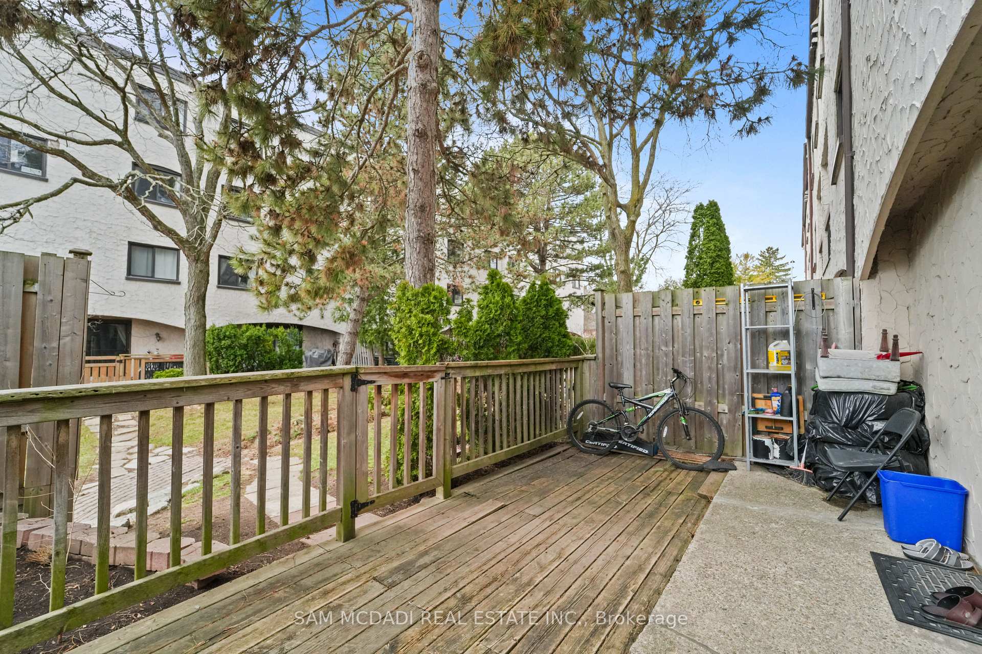 1050 Falgarwood Drive 112