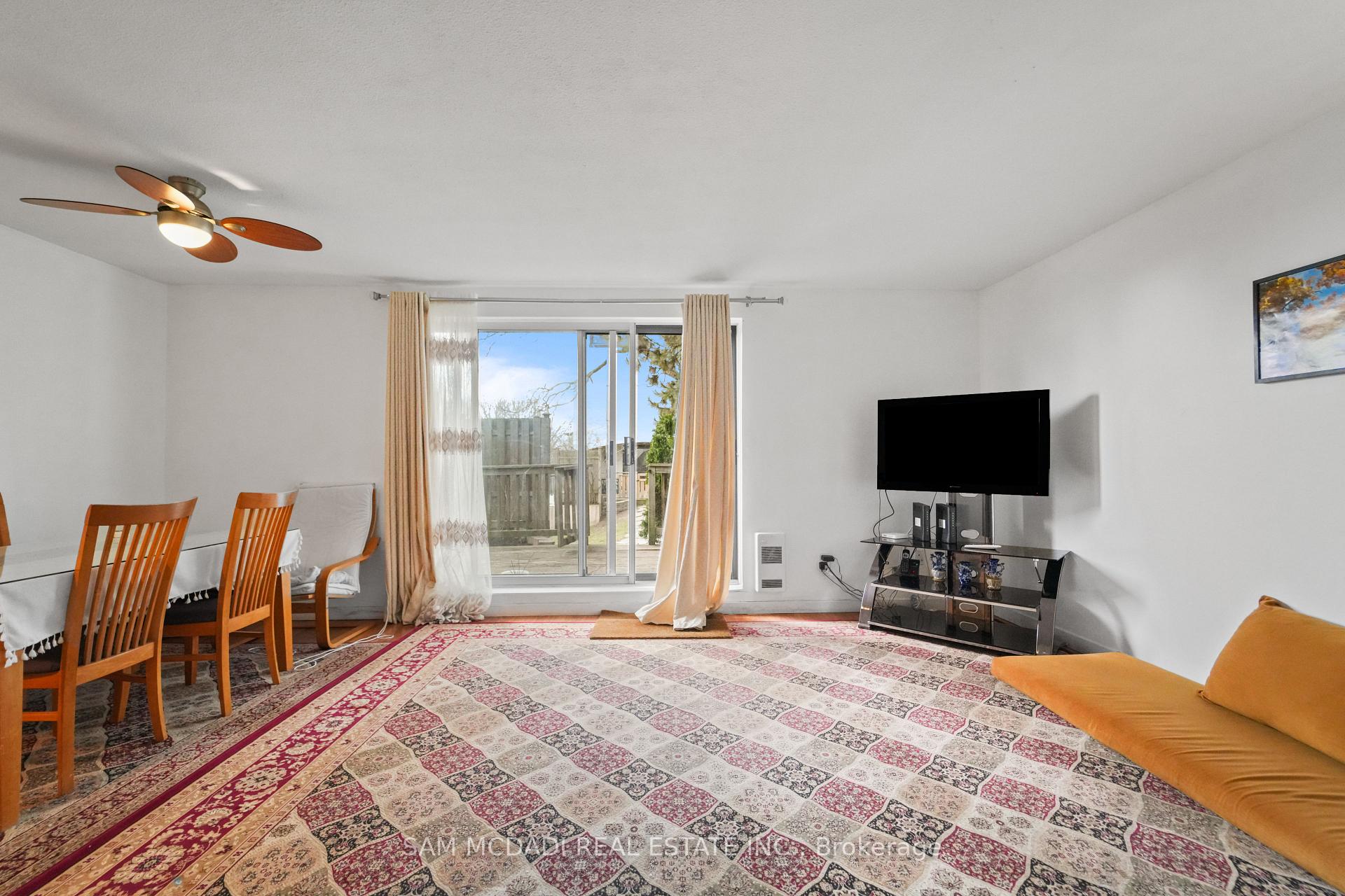 1050 Falgarwood Drive 112