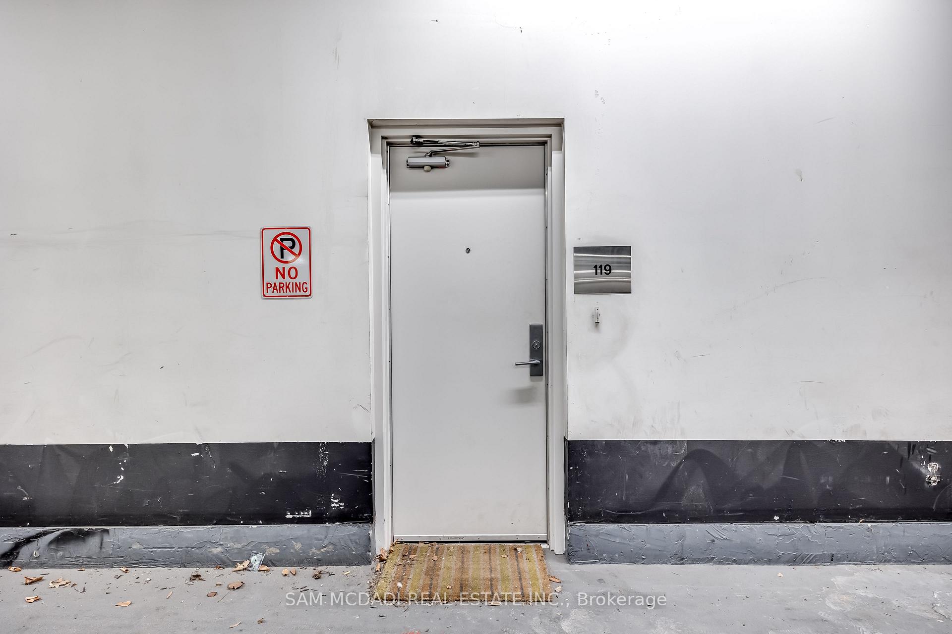 90 Absolute Avenue Th119