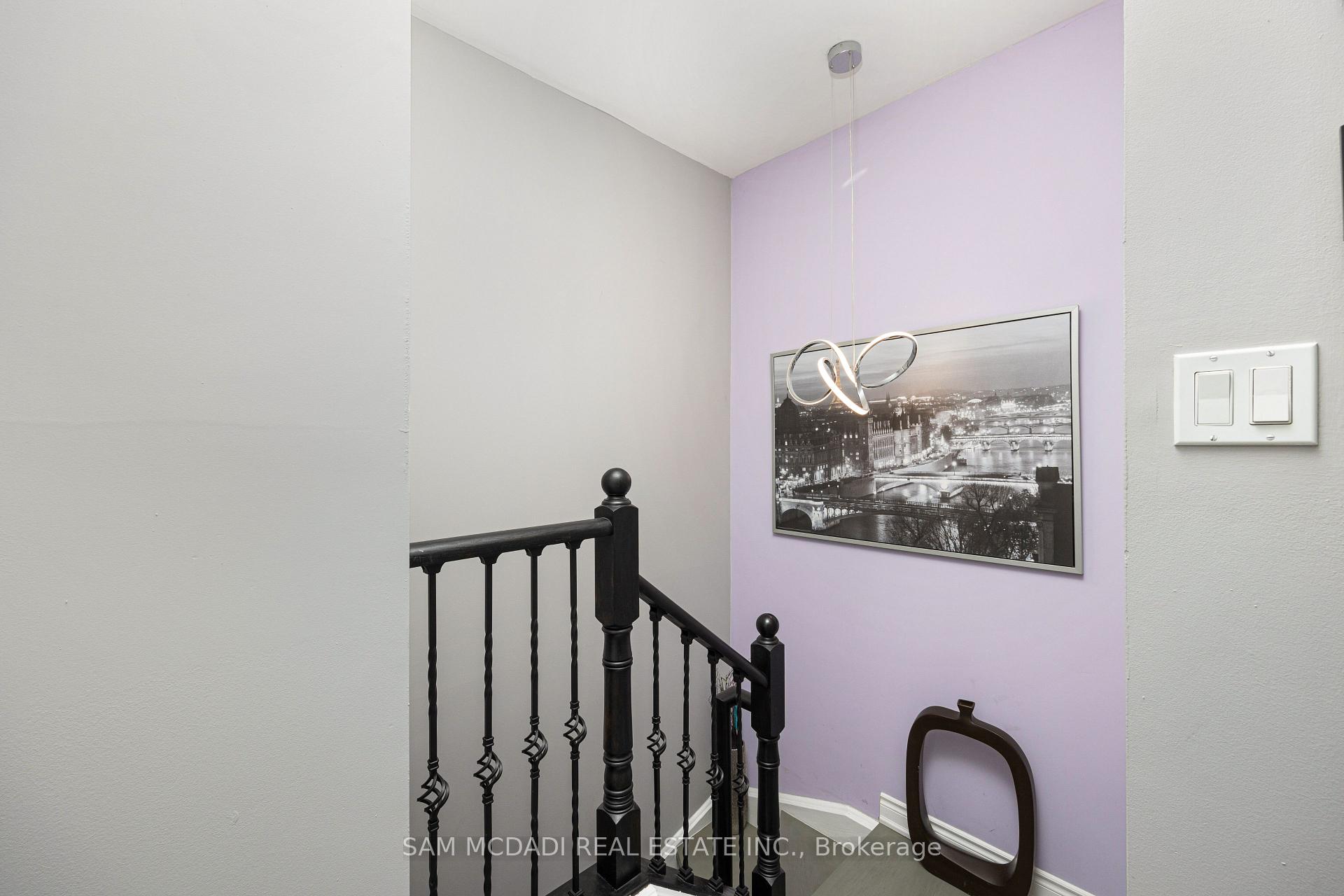 90 Absolute Avenue Th119