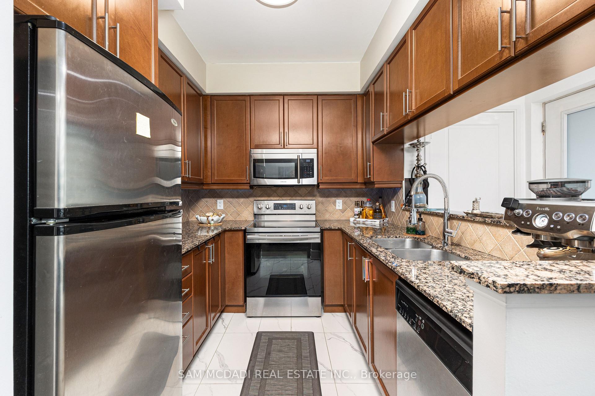 90 Absolute Avenue Th119