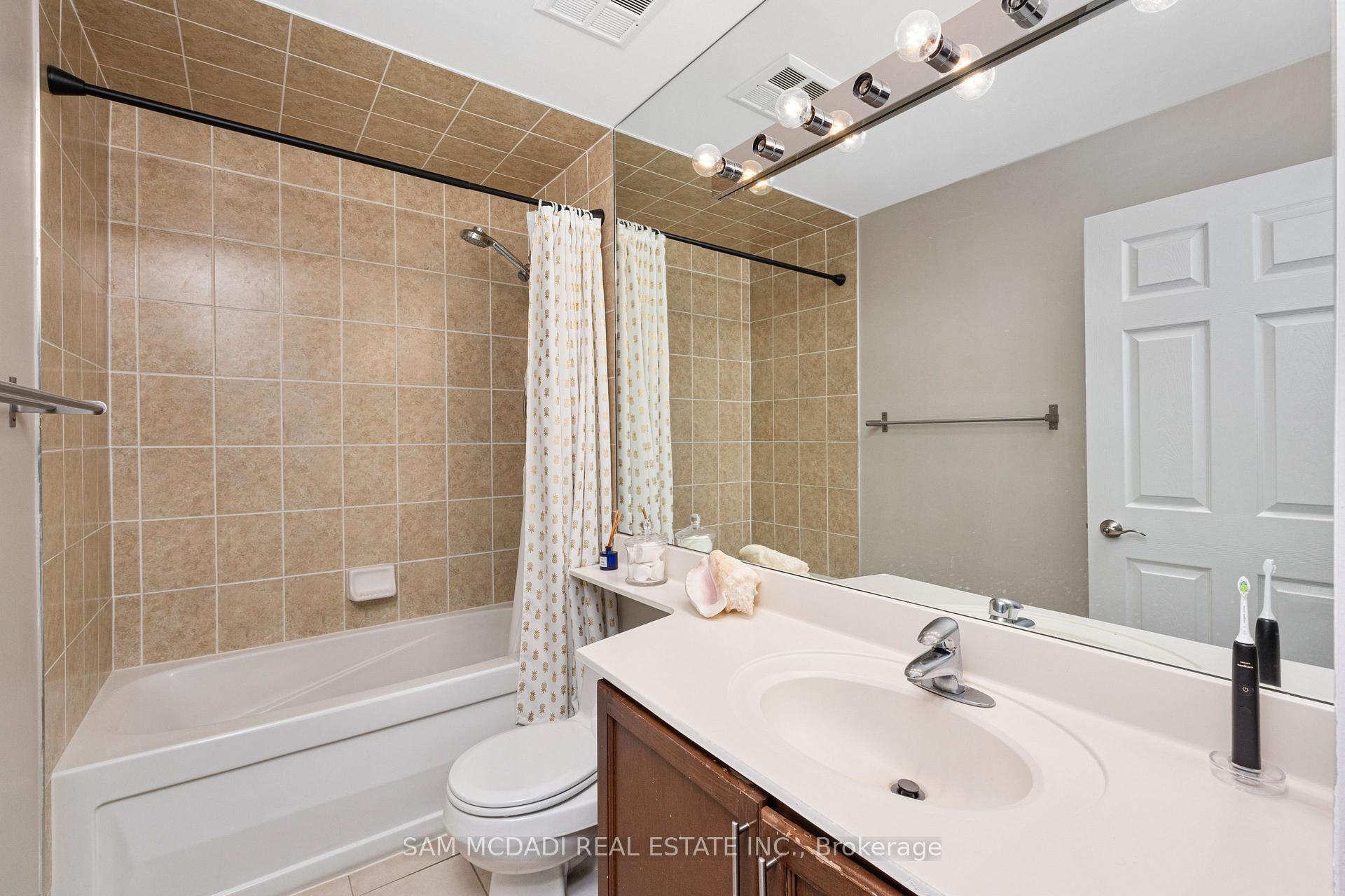 90 Absolute Avenue Th119