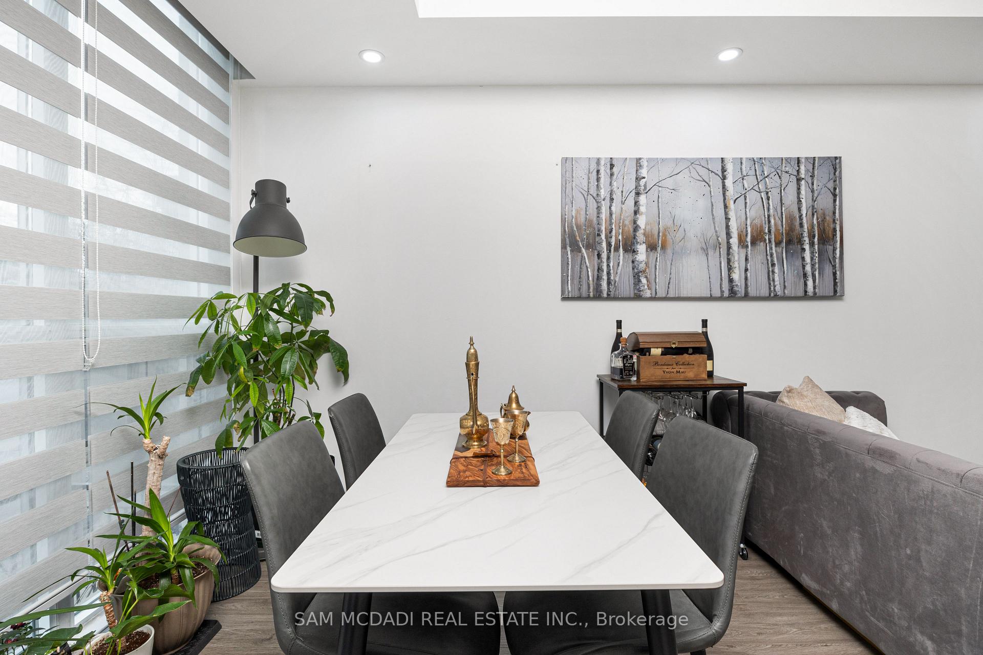 90 Absolute Avenue Th119