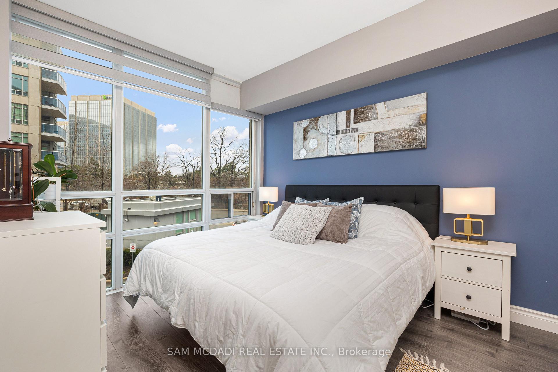 90 Absolute Avenue Th119