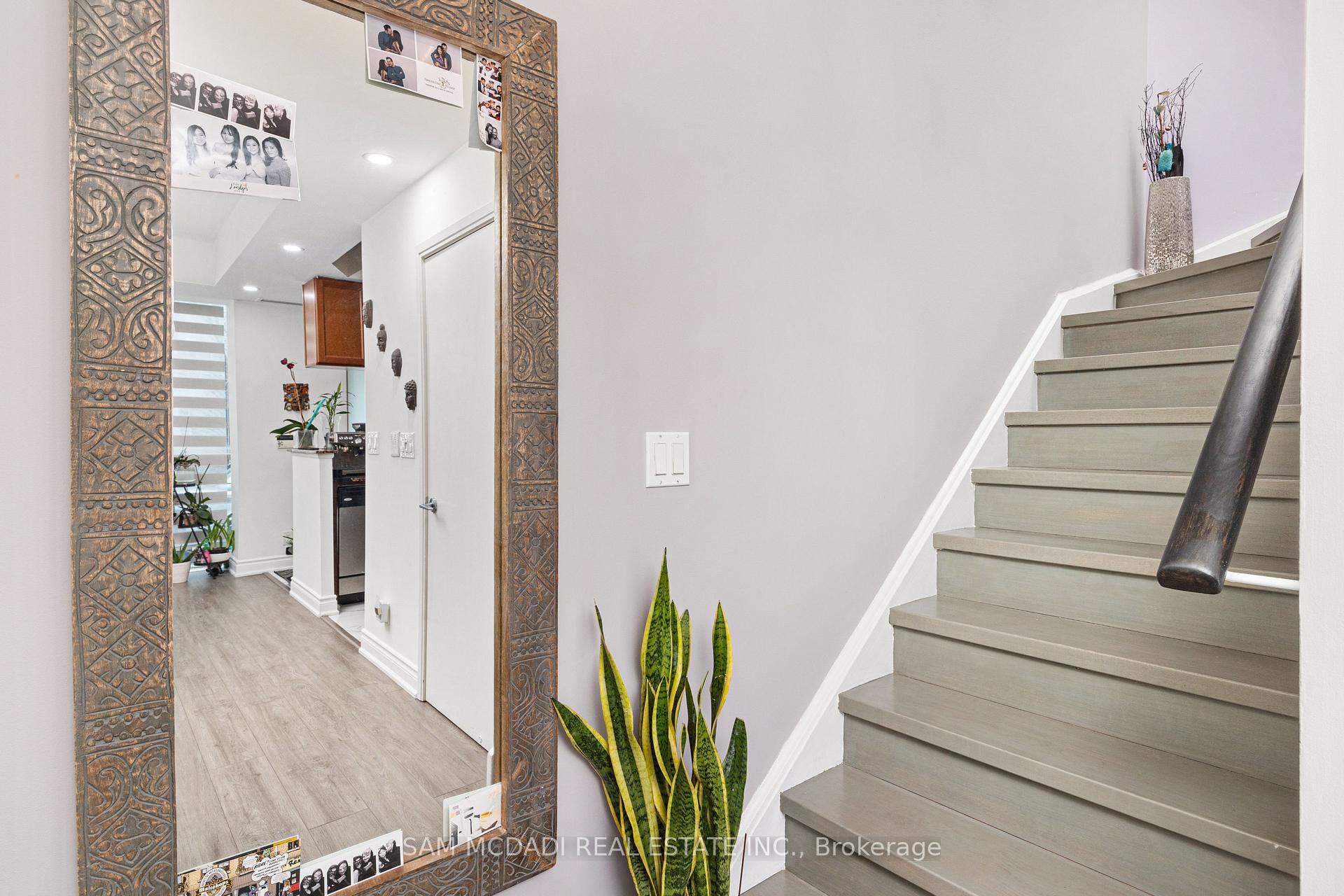 90 Absolute Avenue Th119