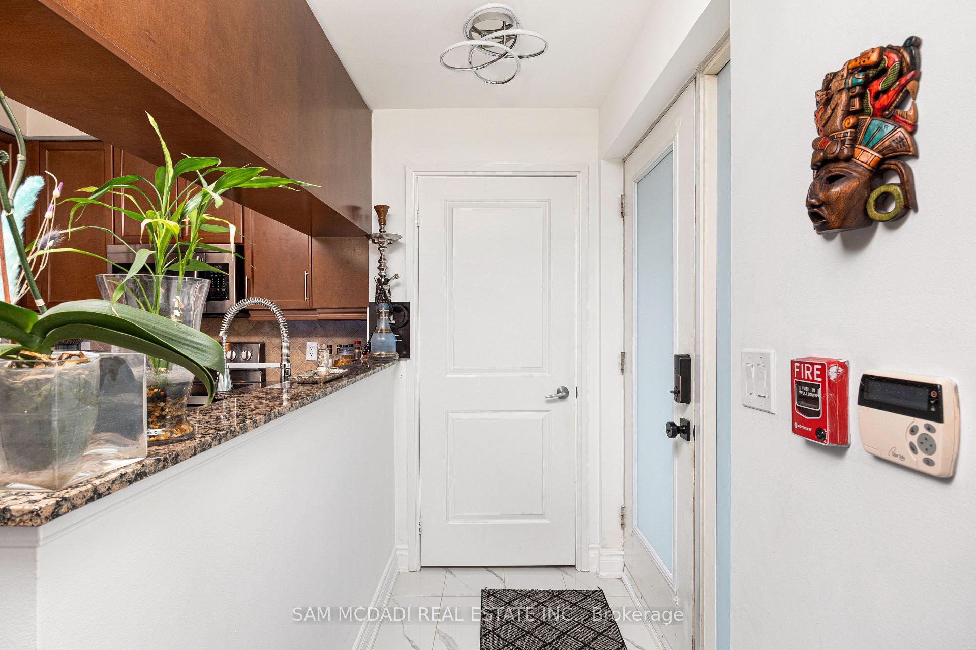 90 Absolute Avenue Th119