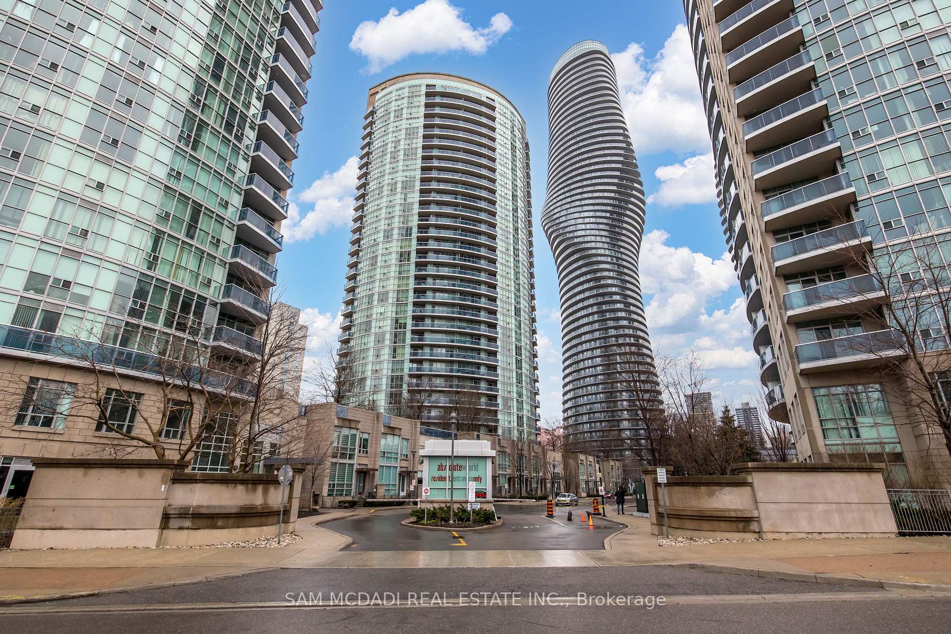 90 Absolute Avenue Th119