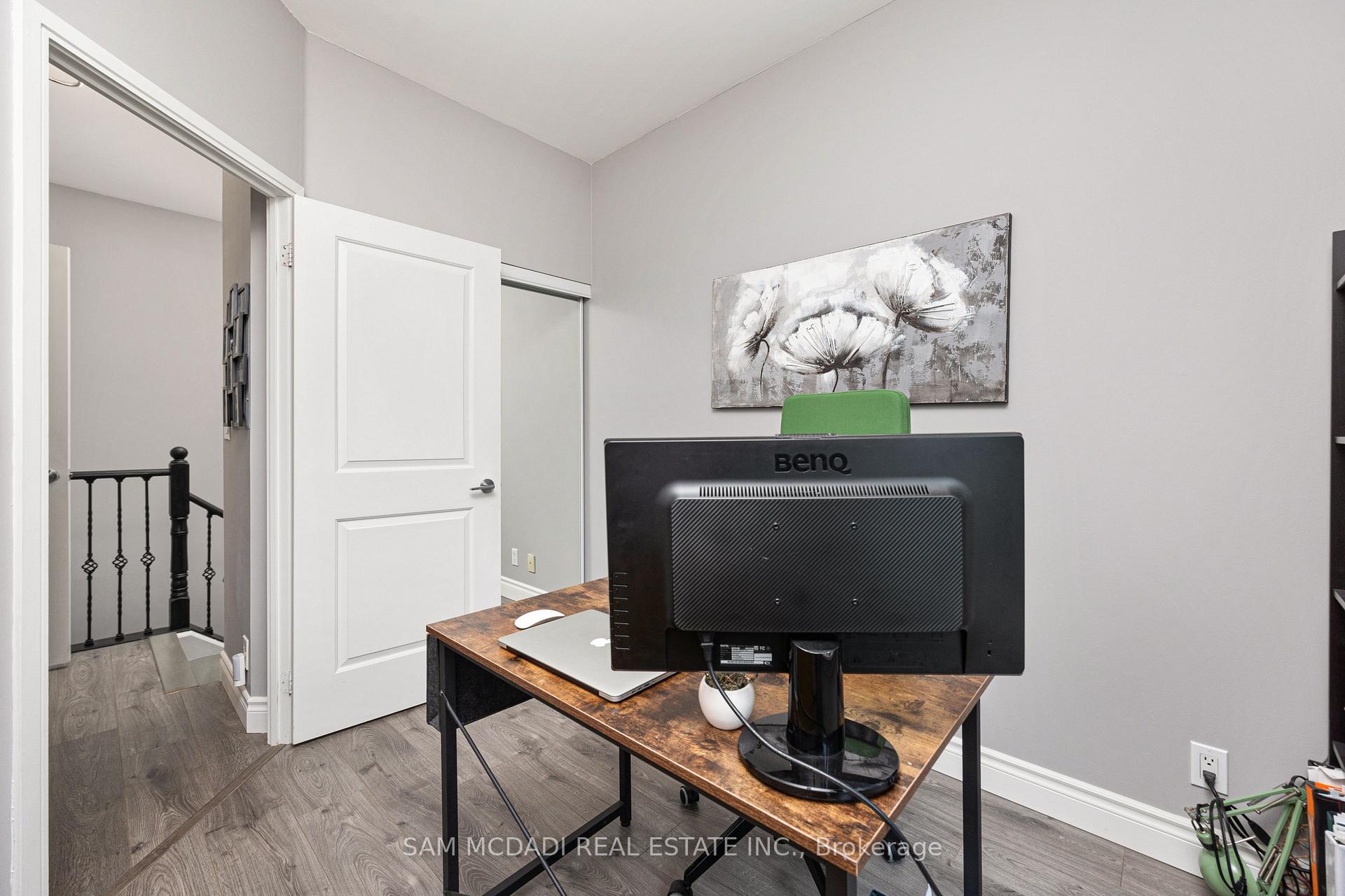 90 Absolute Avenue Th119