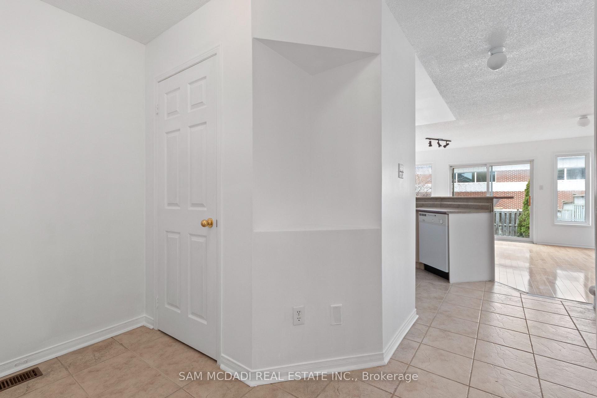 5411 Sweetgrass Gate