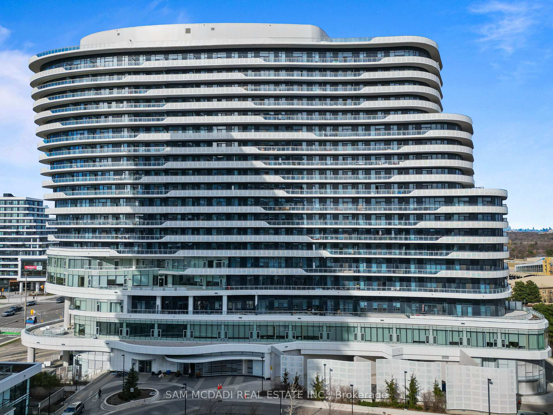 2520 Eglinton Avenue W 1316