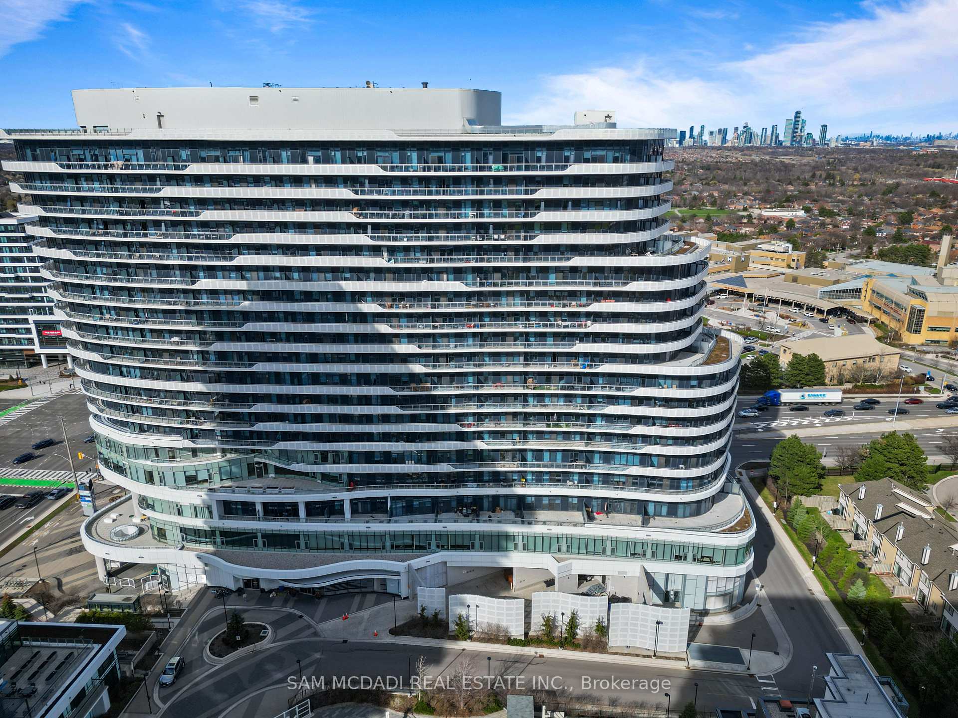 2520 Eglinton Avenue W 1316