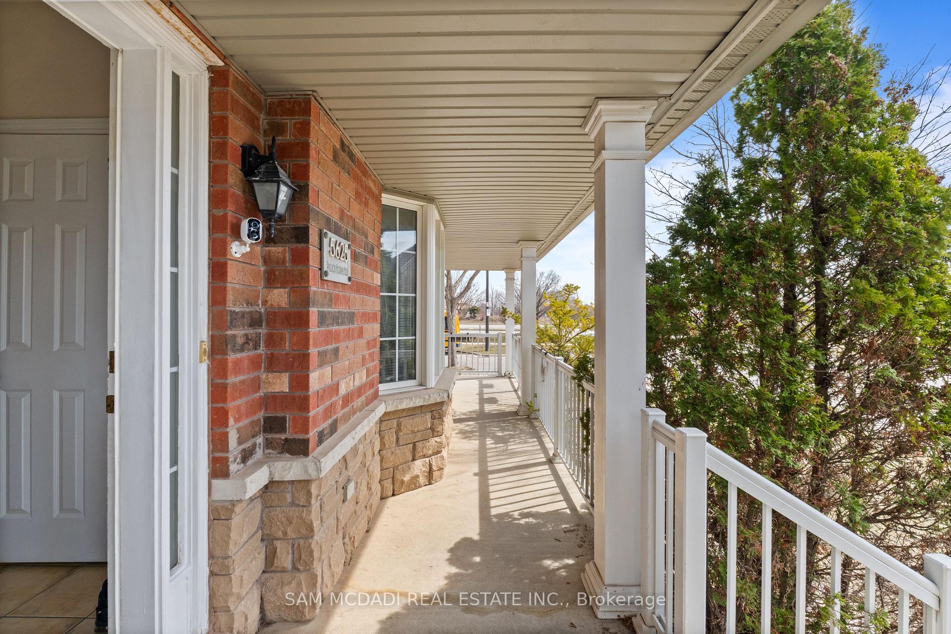 5625 Passion Flower Boulevard