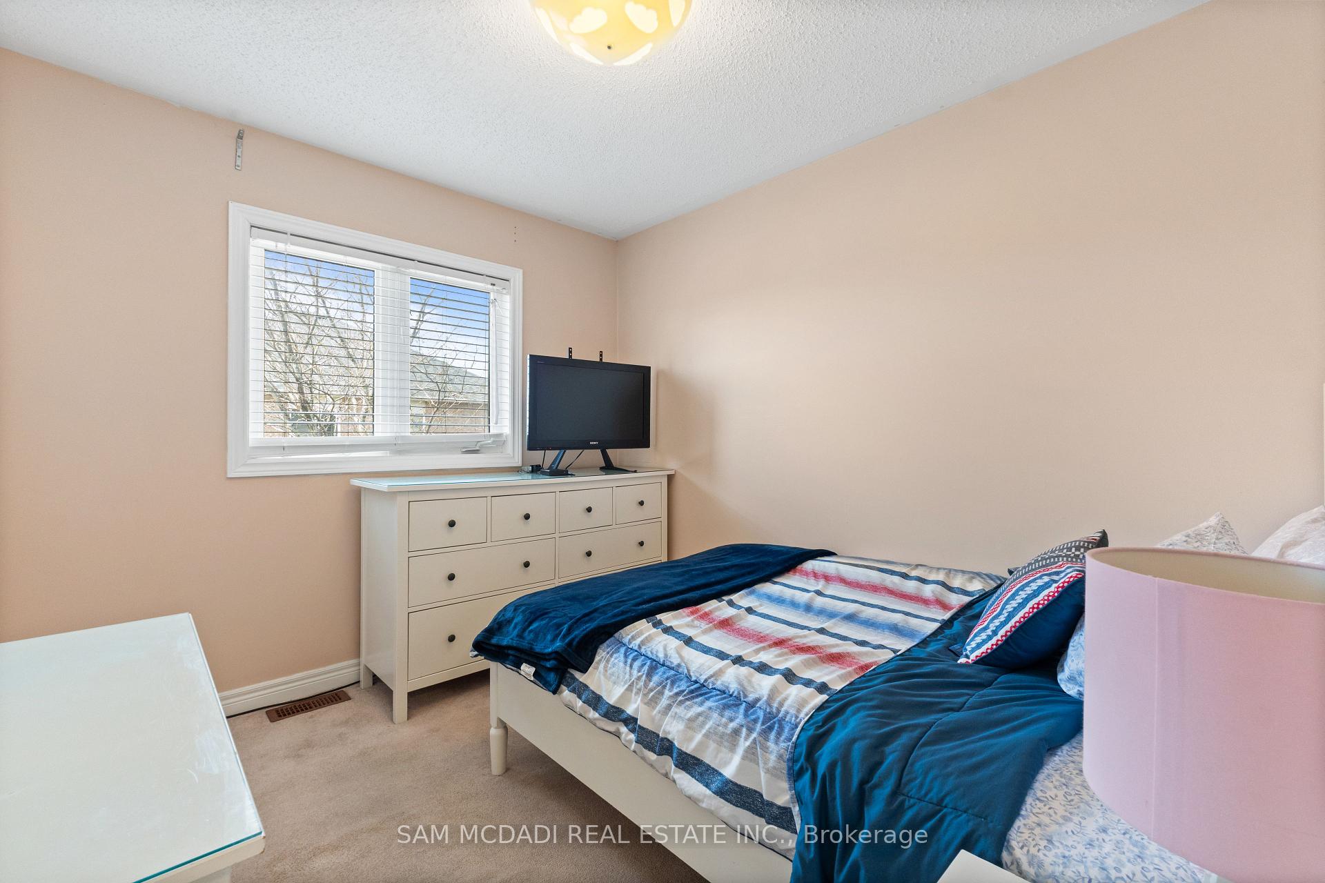 5625 Passion Flower Boulevard