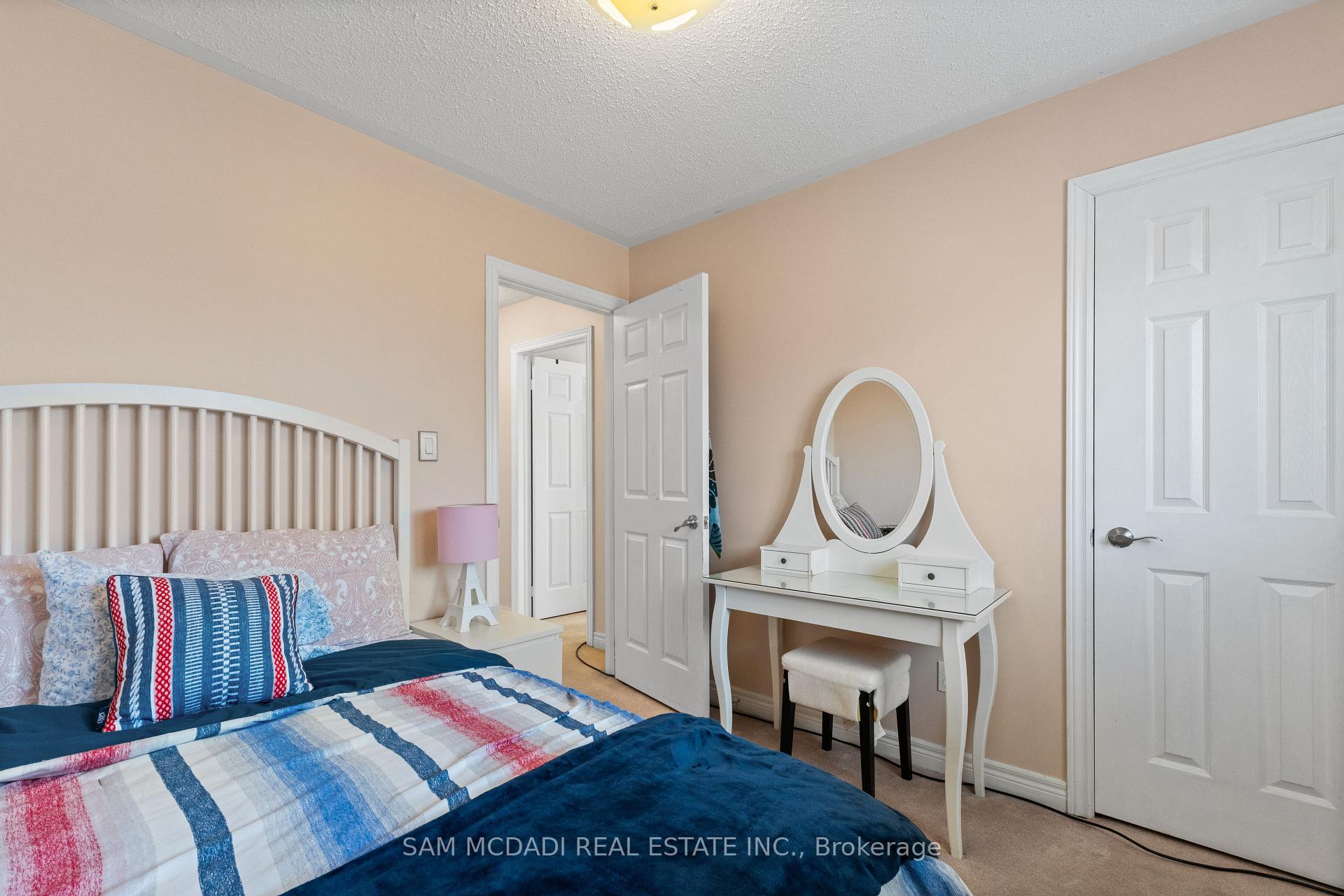 5625 Passion Flower Boulevard