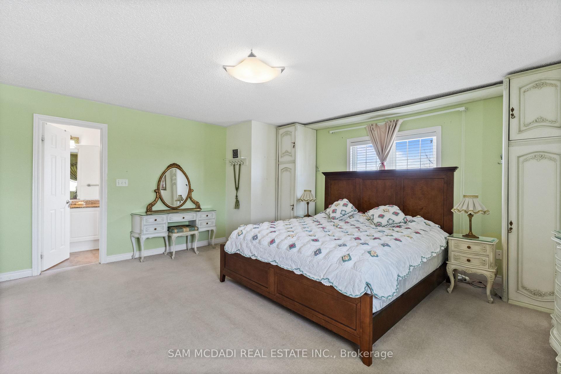 5625 Passion Flower Boulevard