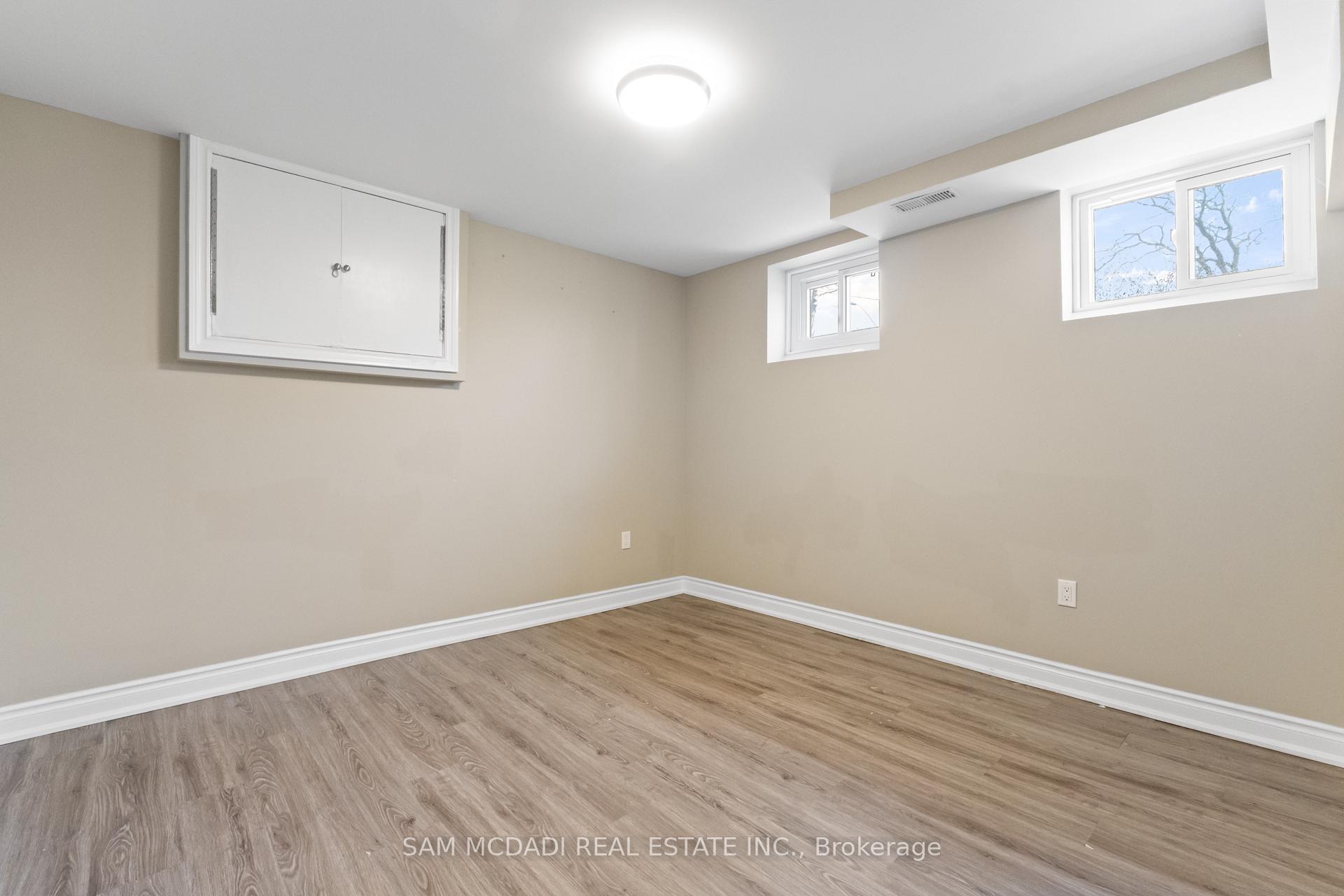 1821 Christopher Road