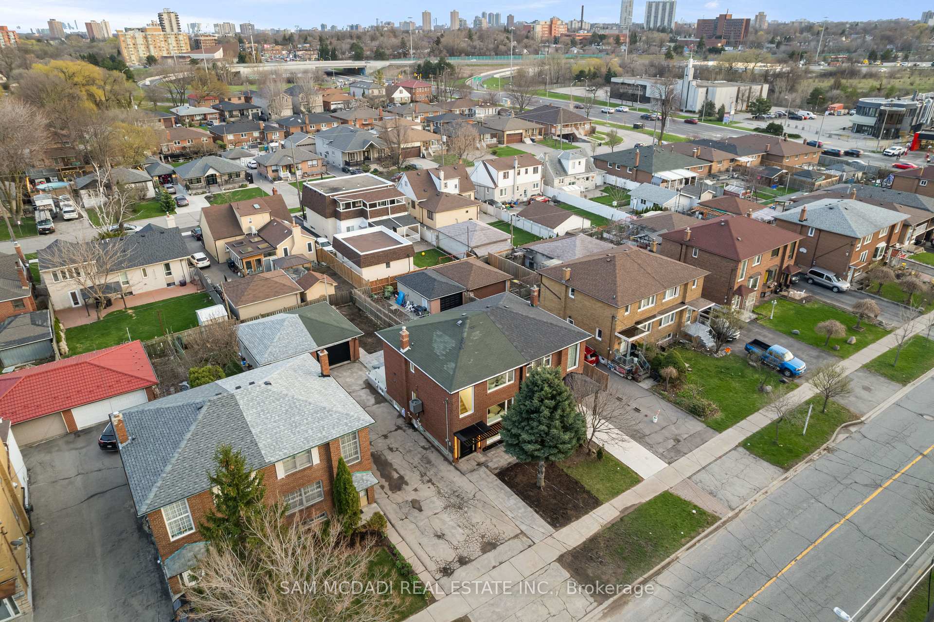 25 Falstaff Avenue
