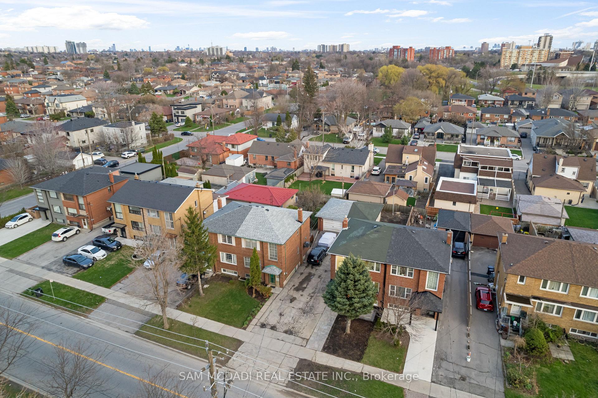25 Falstaff Avenue