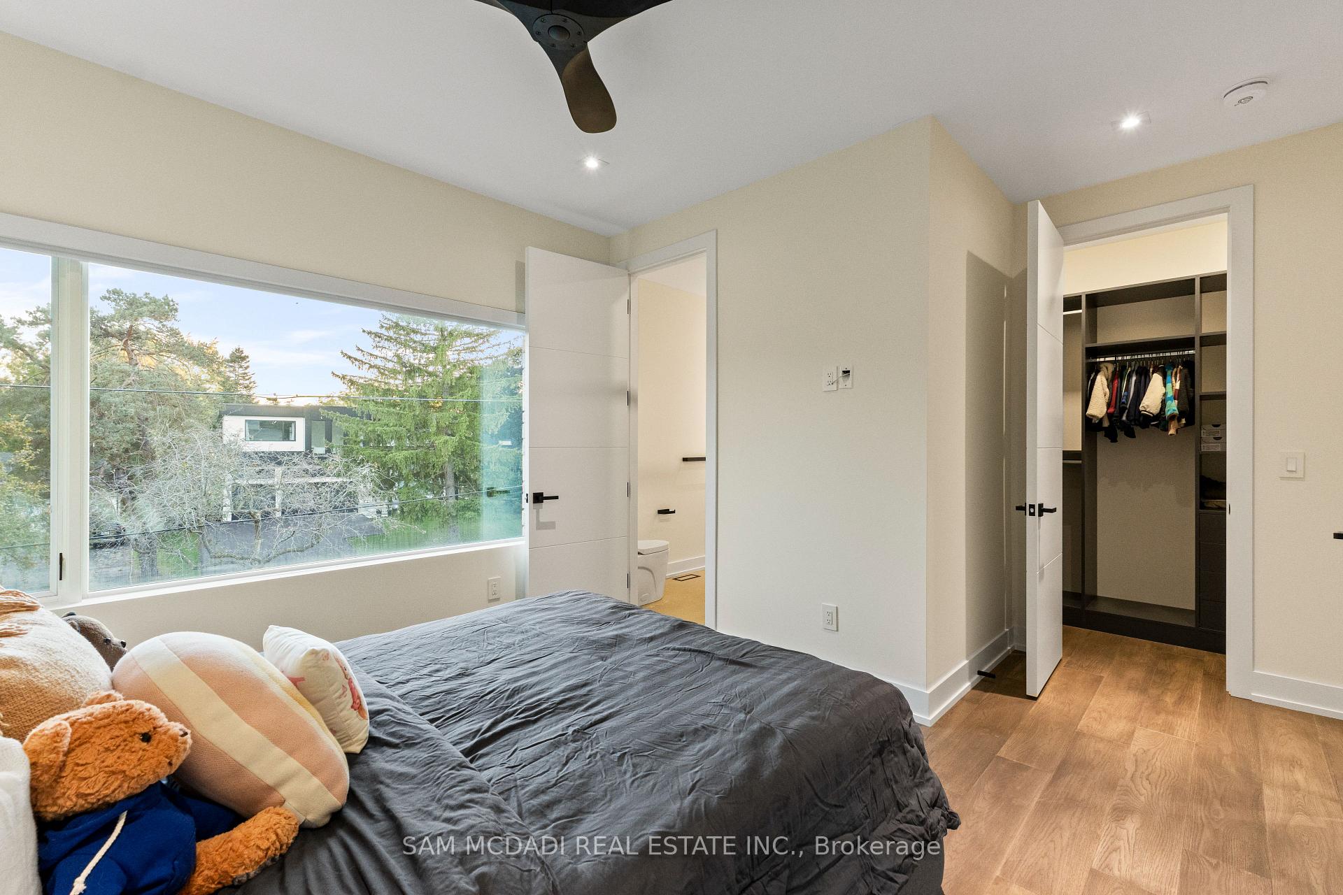 2075 Shawanaga Trail