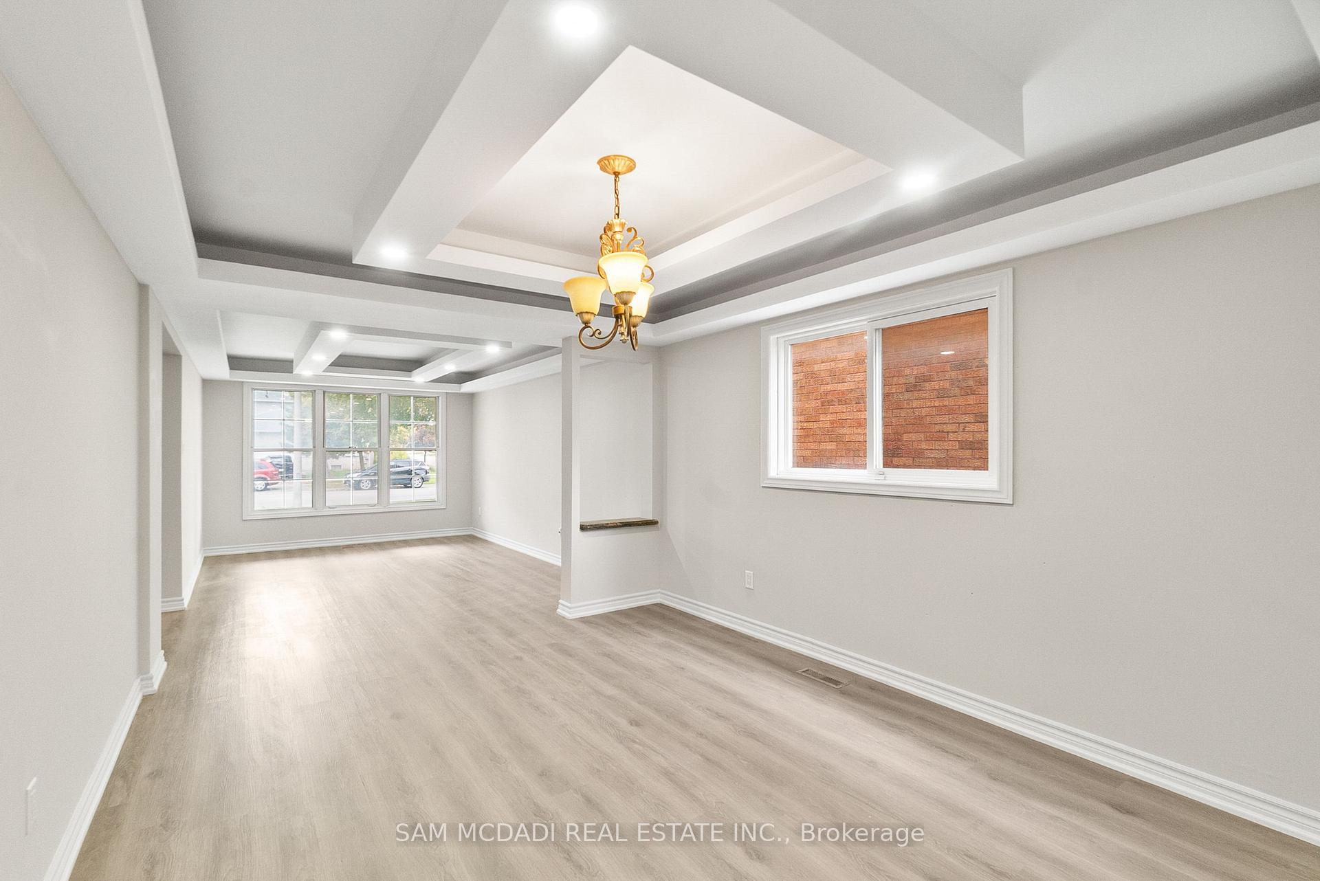 149 Sunforest Drive