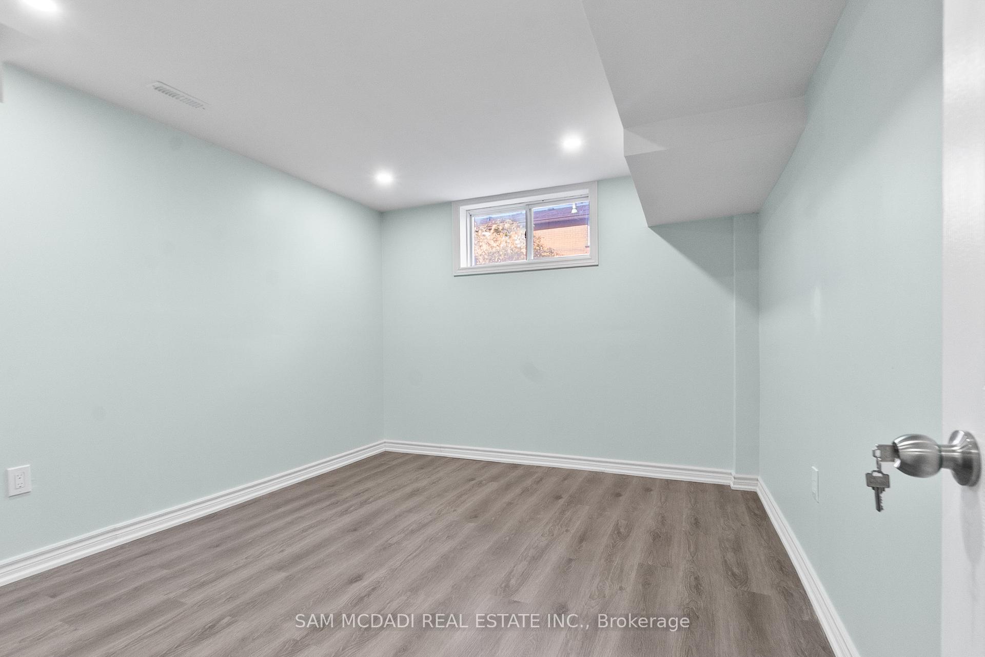 149 Sunforest Drive