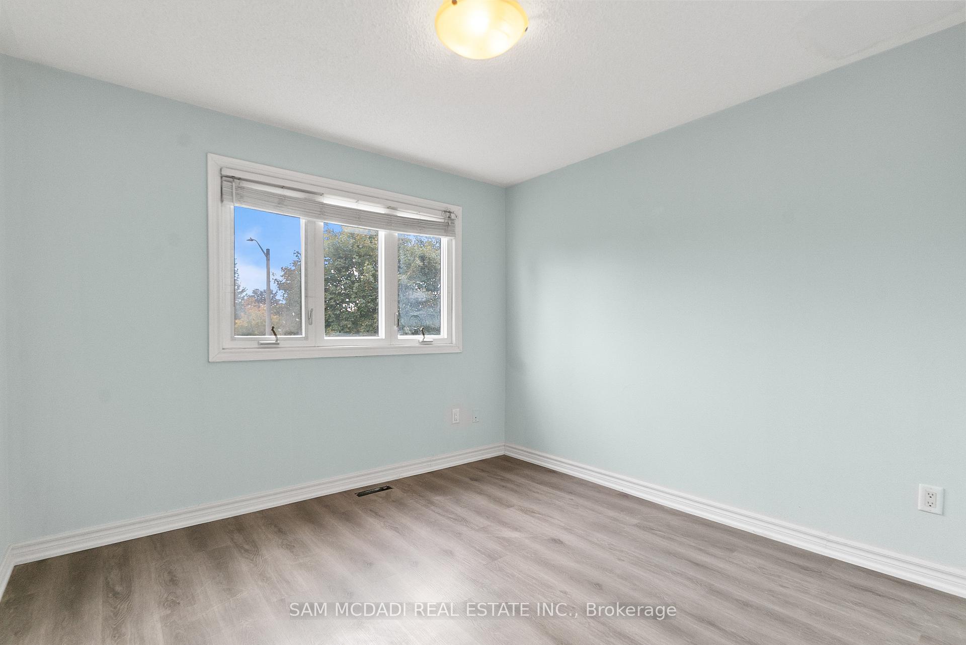 149 Sunforest Drive