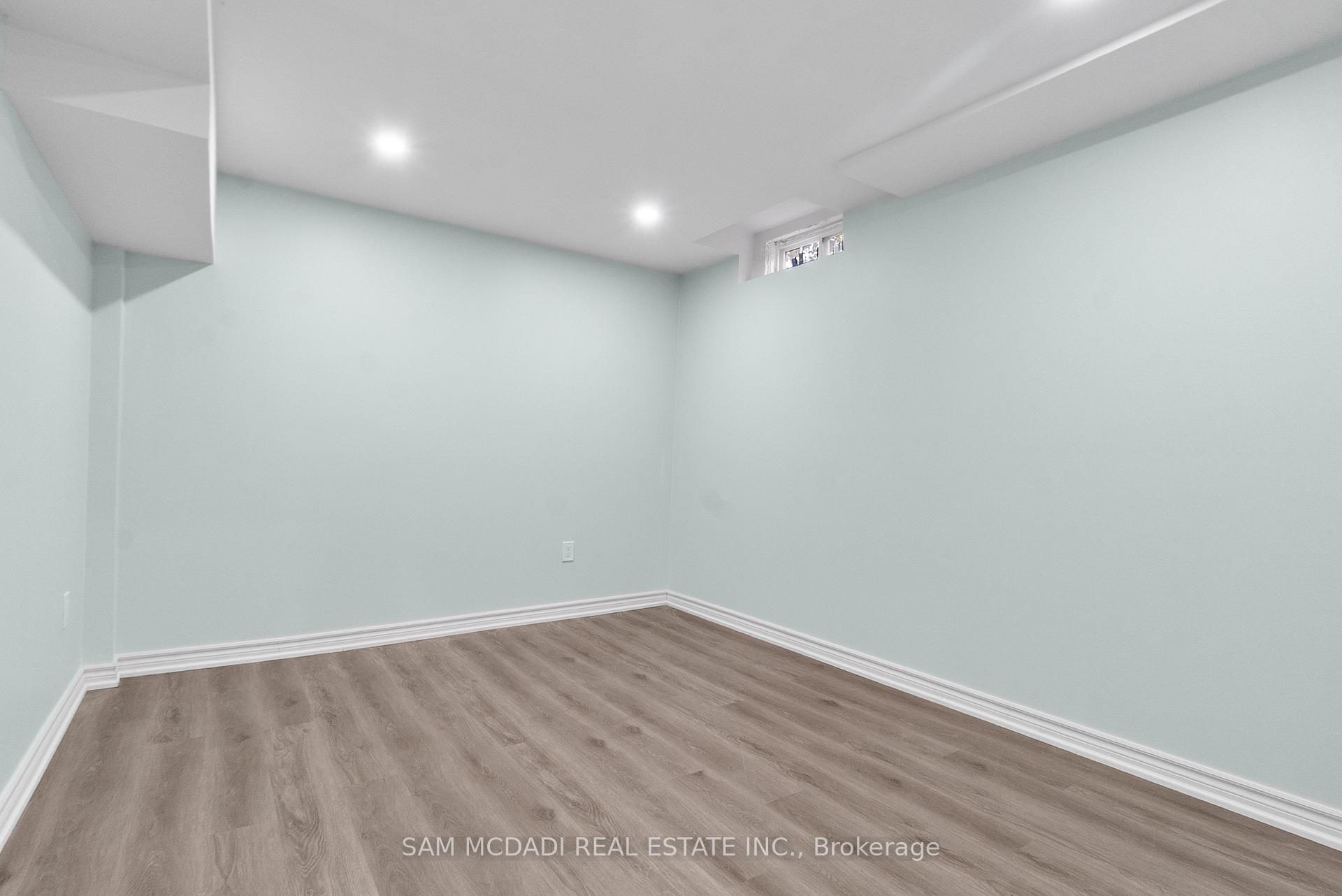 149 Sunforest Drive