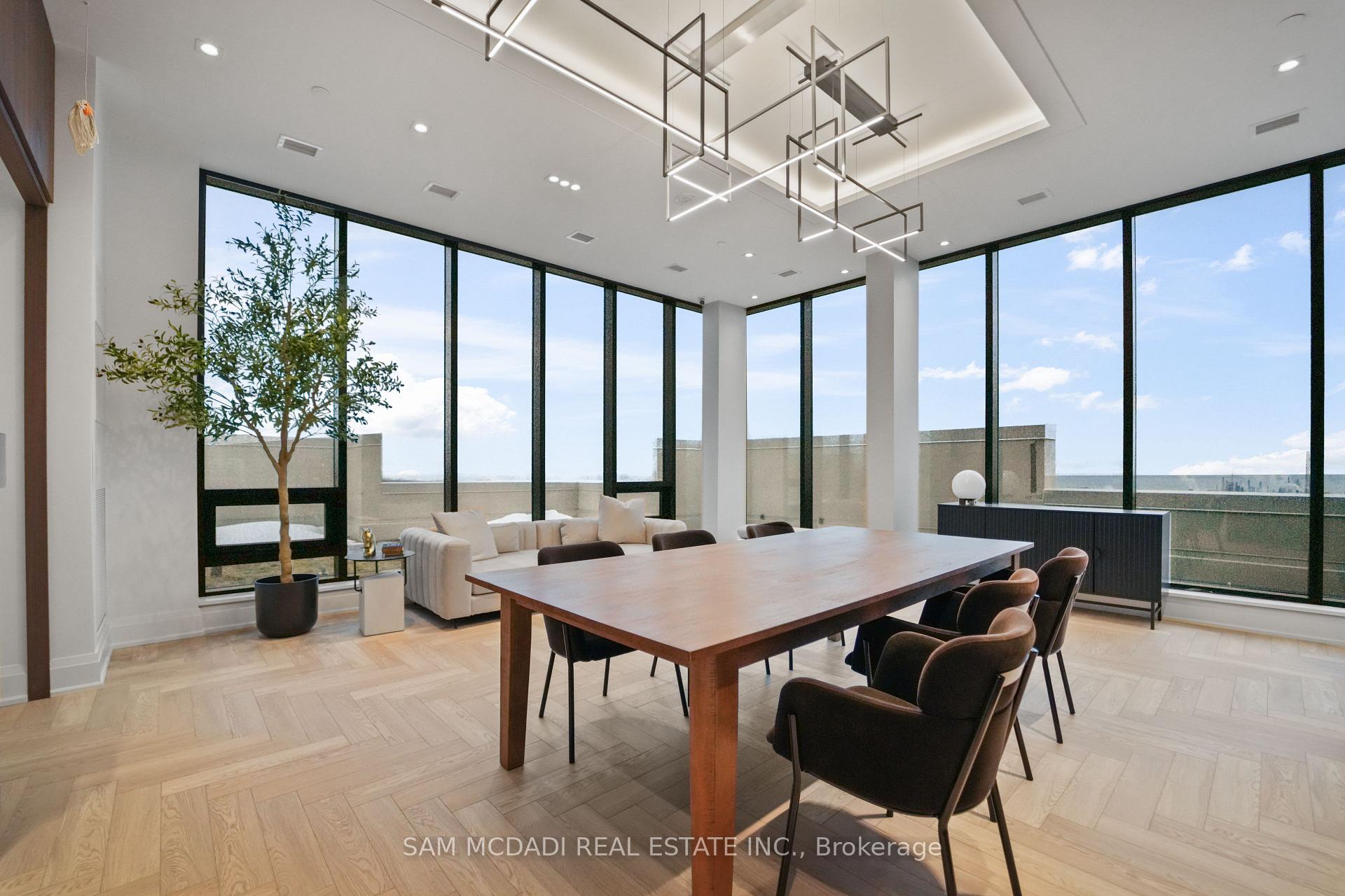 1035 Southdown Road 1403