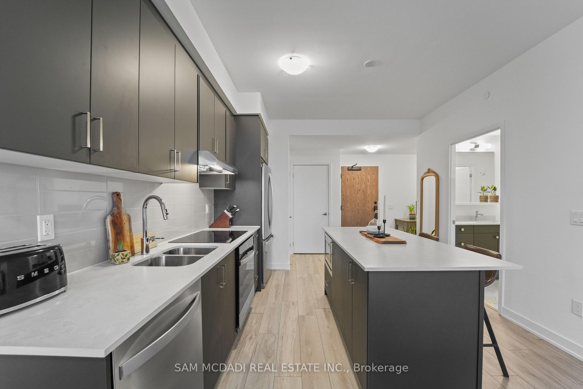 1035 Southdown Road 1403