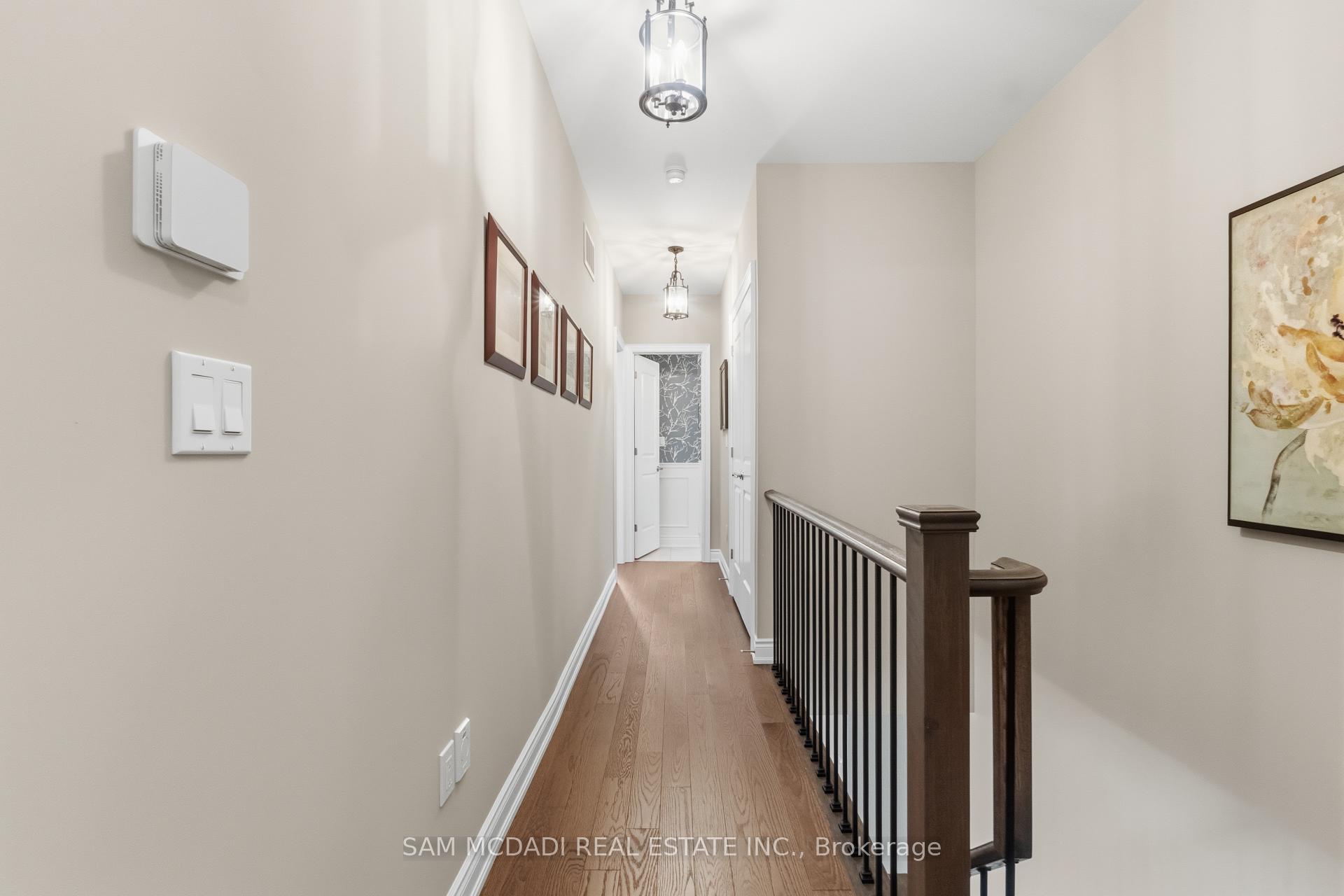 2029 Queensborough Gate