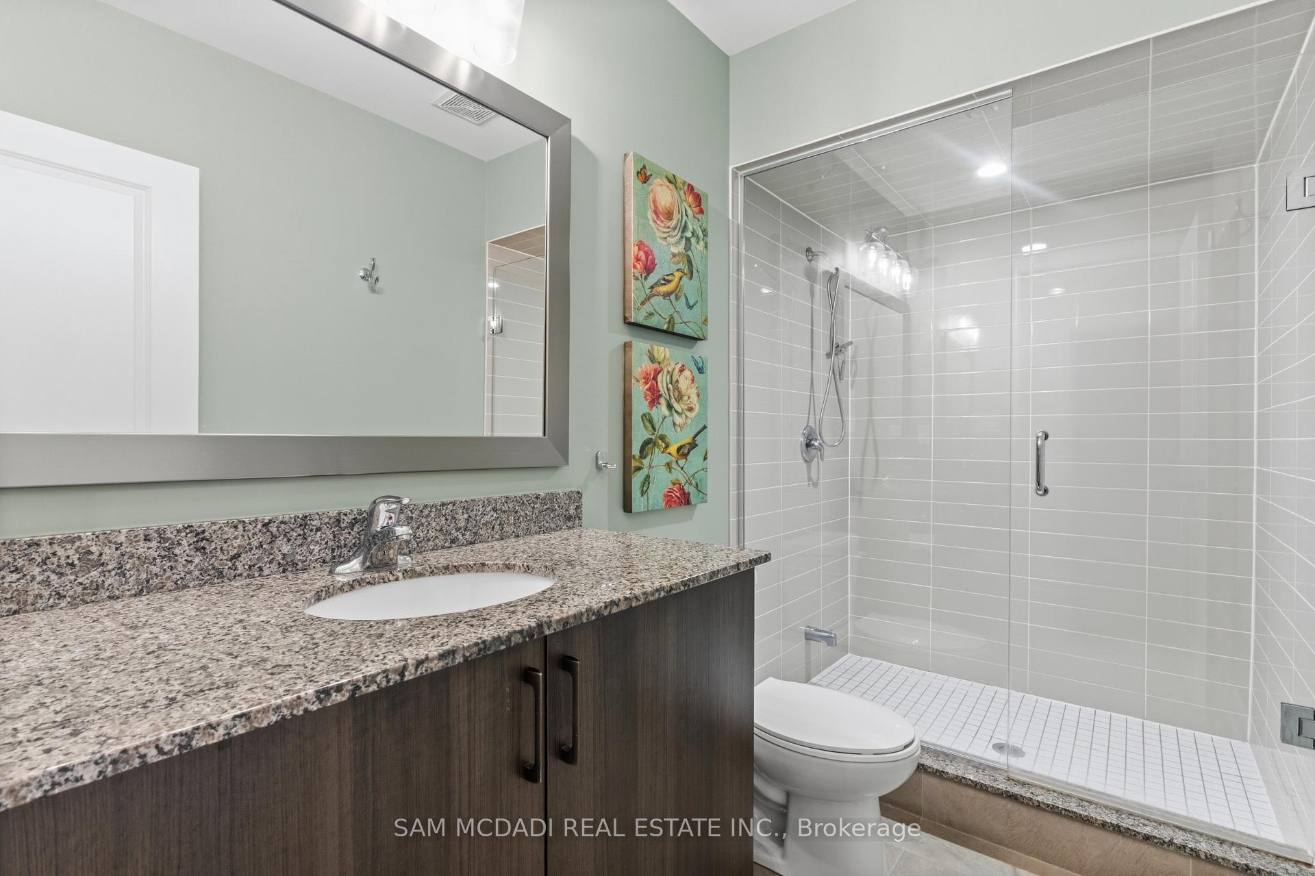 2029 Queensborough Gate