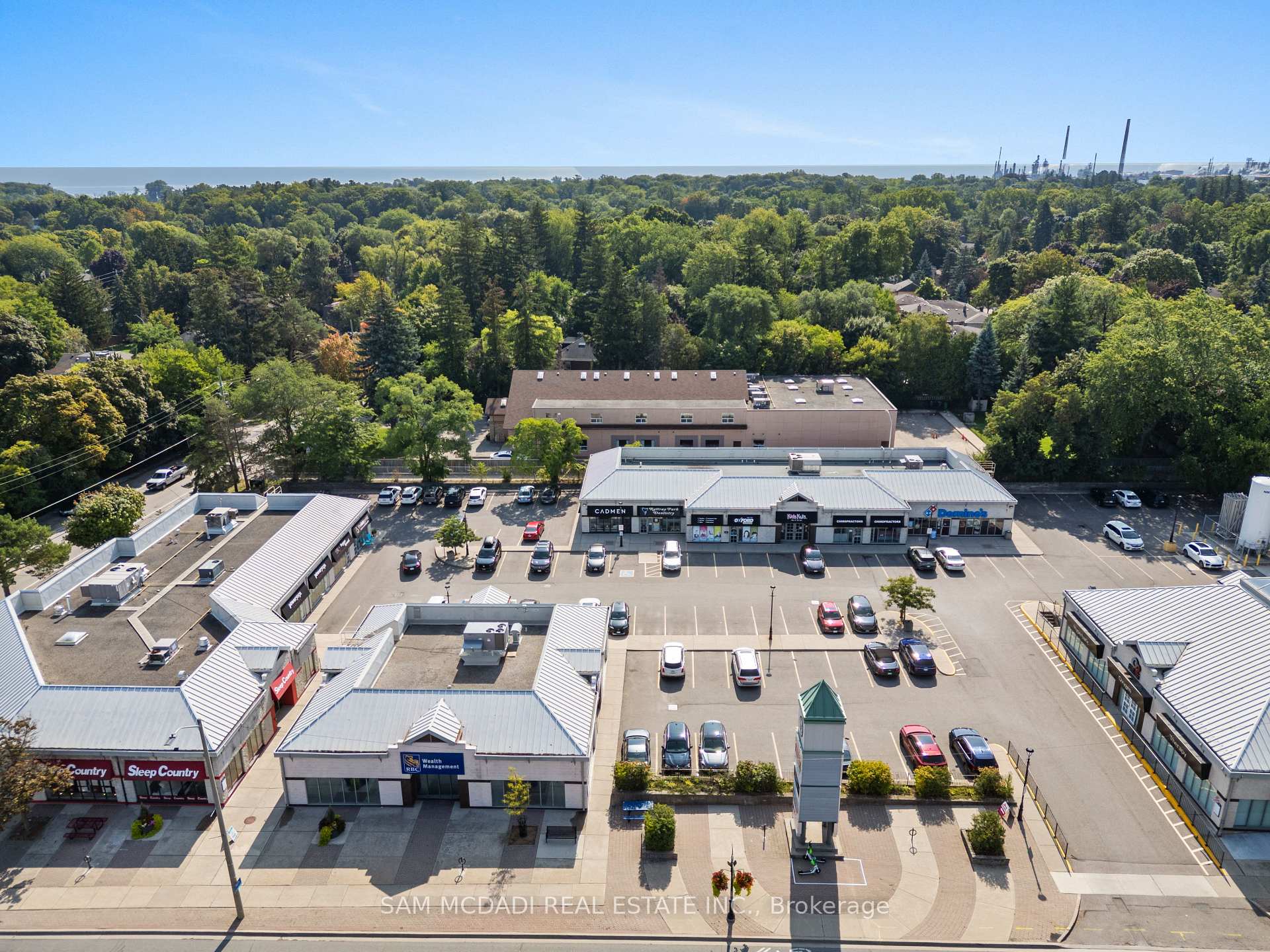 1651 Lakeshore Road W