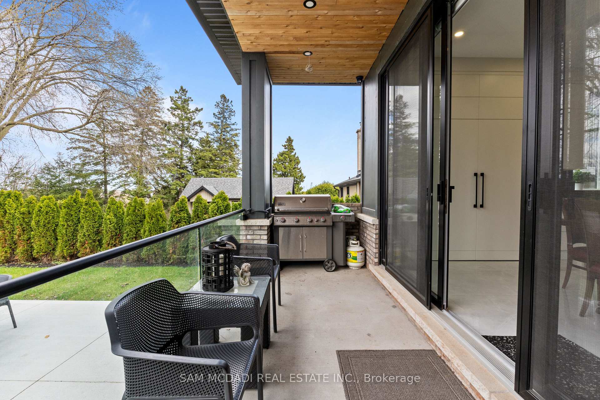 107 Vista Boulevard